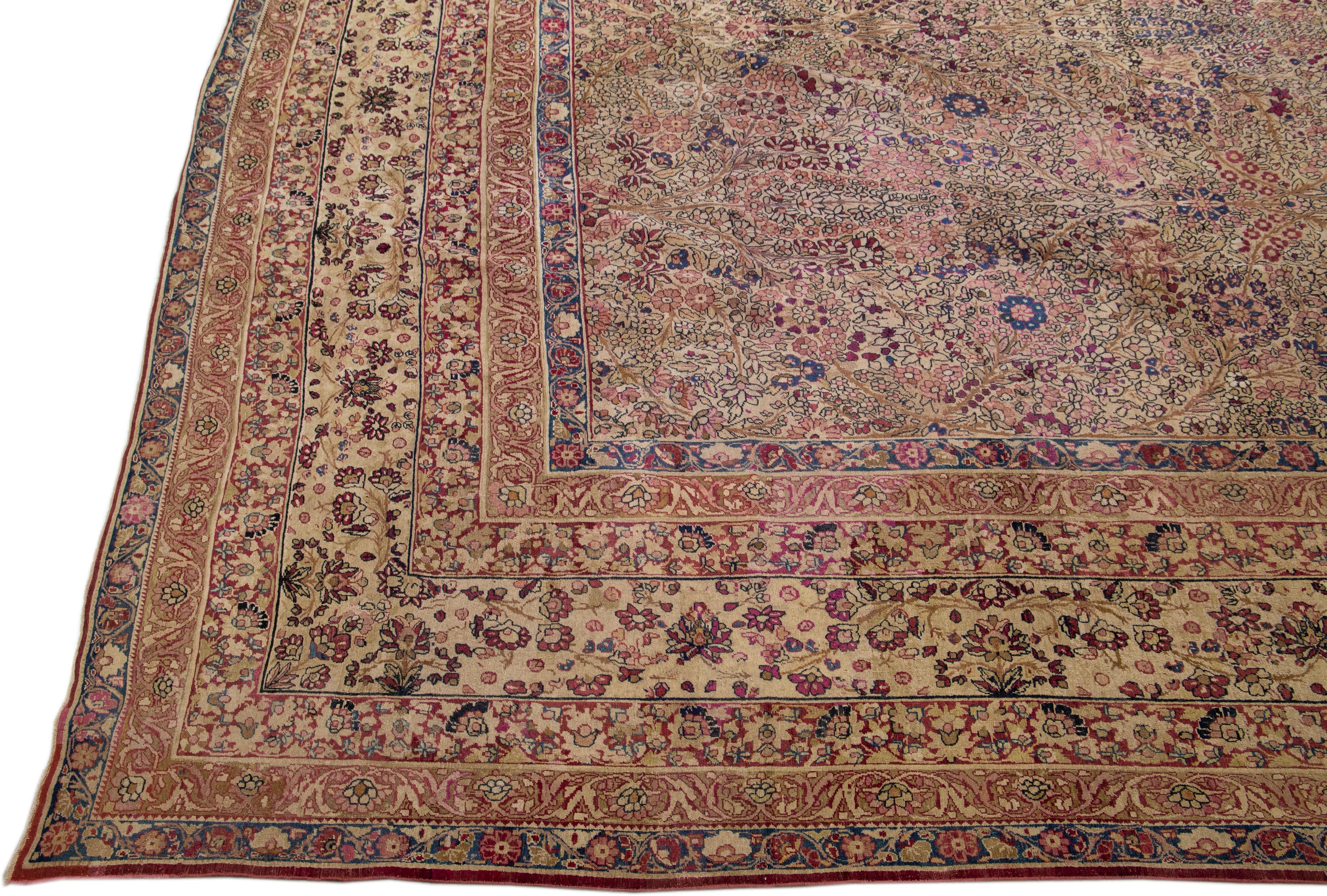 Perse Tapis persan multicolore Kerman fait à la main avec motif floral sur toute la surface en vente