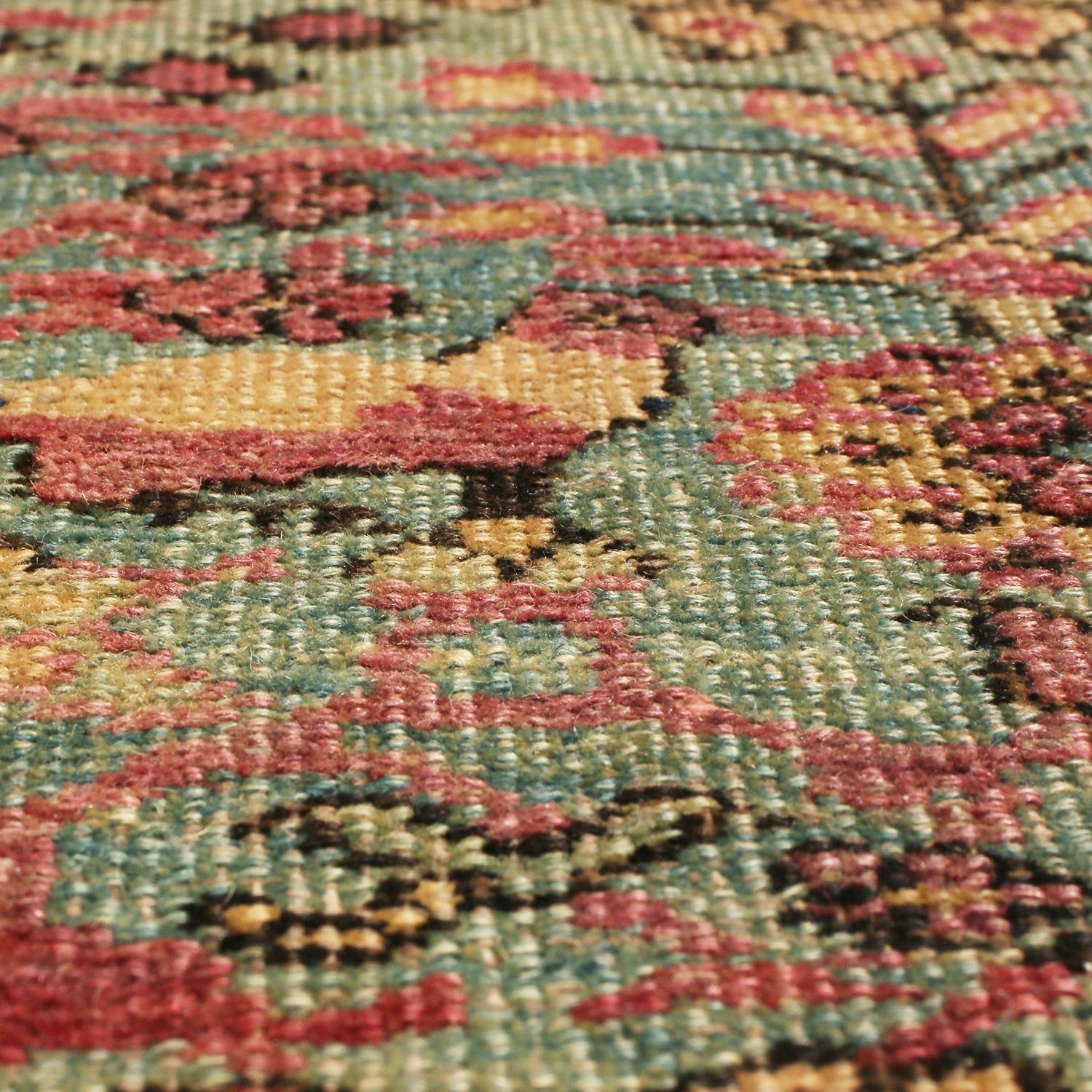 Tapis persan ancien Kerman Lavar en laine beige et violet Bon état à Long Island City, NY