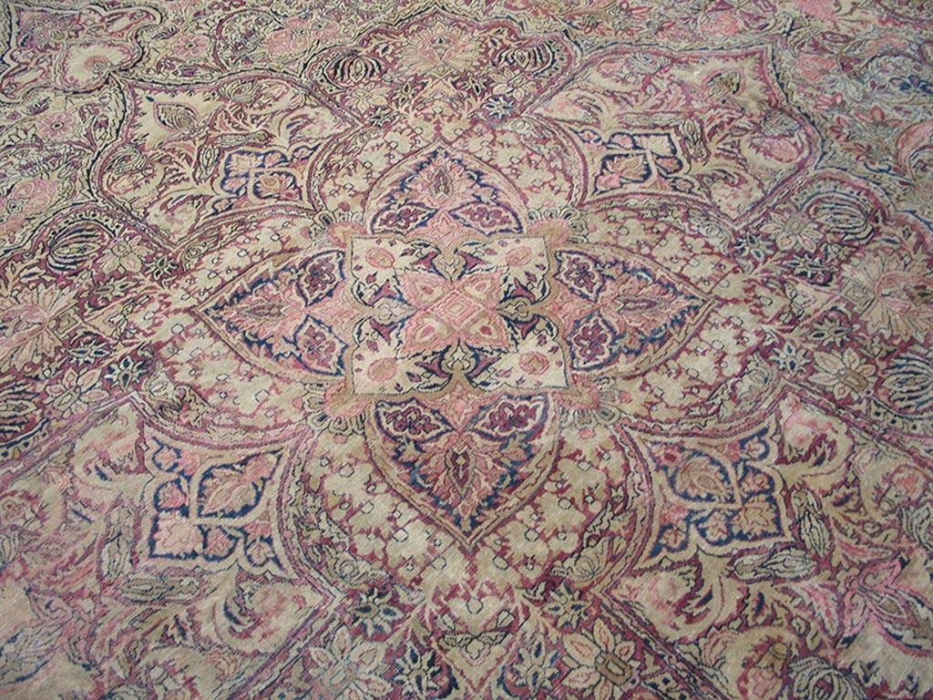 Late 19th Century Persian Laver Kerman Carpet ( 14' x 17' - 427 x 518 cm )  In Good Condition For Sale In New York, NY