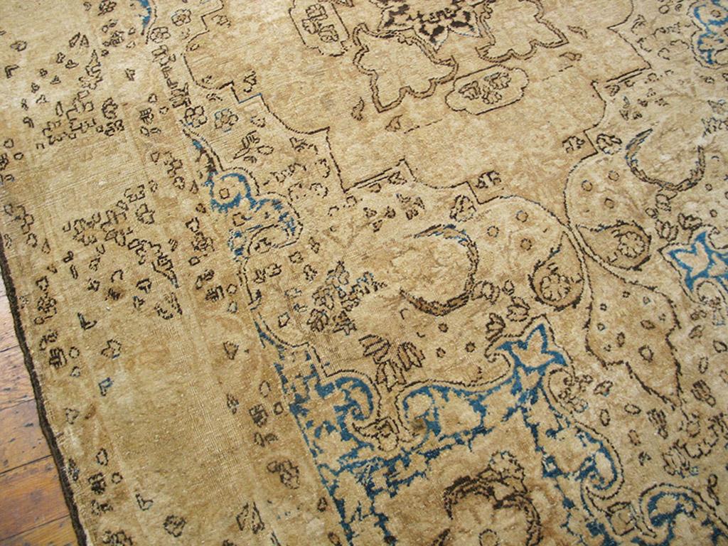 Late 19th Century 19th Century S.E. Kirman Lavar Carpet ( 4' x 6'4