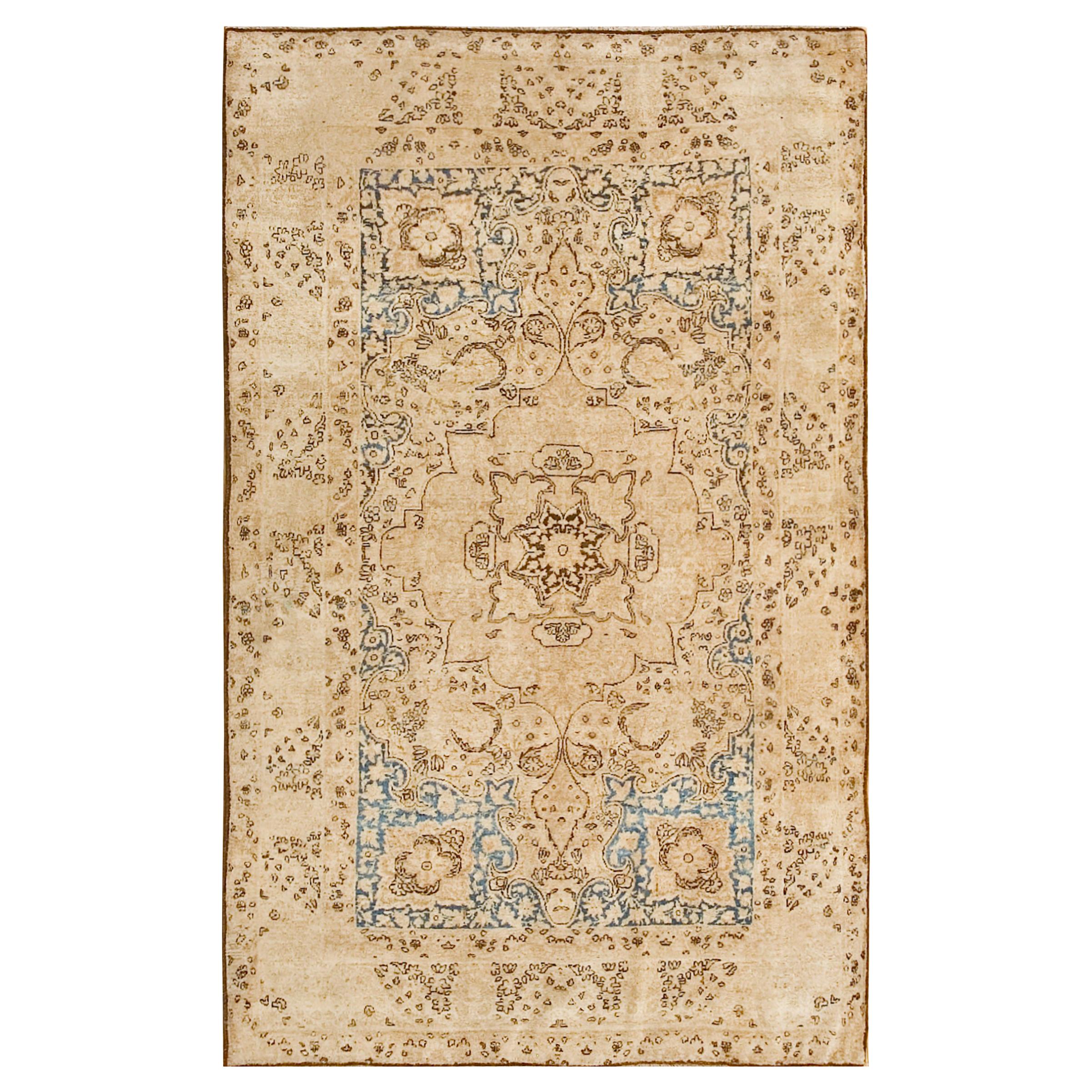 19th Century S.E. Kirman Lavar Carpet ( 4' x 6'4" - 122 x 193 ) For Sale