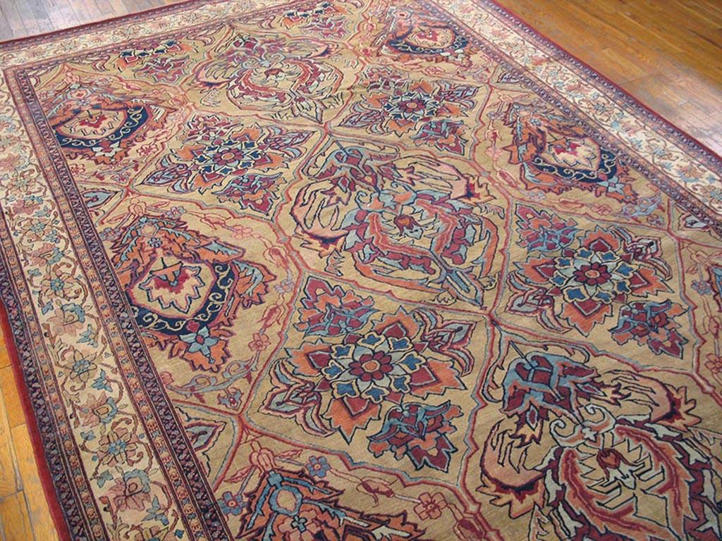 19. Jahrhundert S.E. Persischer Kirman-Laver-Teppich im Zustand „Relativ gut“ im Angebot in New York, NY