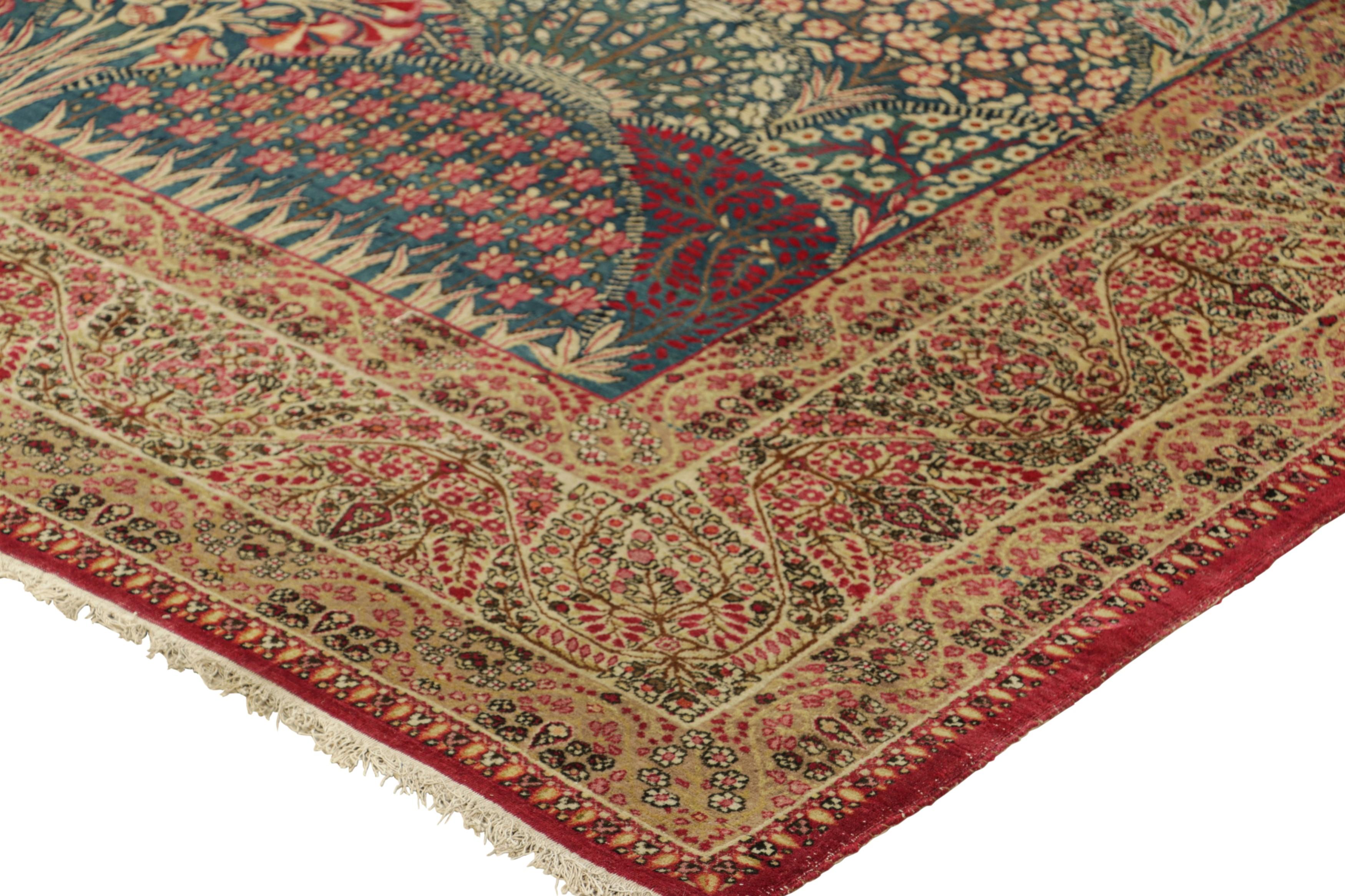 Antiker Kerman Lavar-Teppich in Beige-Braun mit bunten Mustern  Rug & Kilim (Spätes 19. Jahrhundert) im Angebot