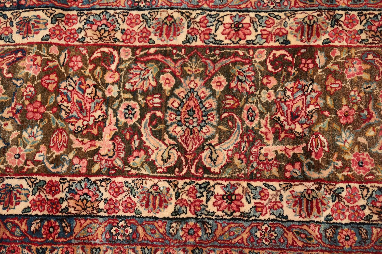 Antique Kerman Persian Rug. Size: 9 ft 9 in x 17 ft 3 in (2.97 m x 5.26 m) 5
