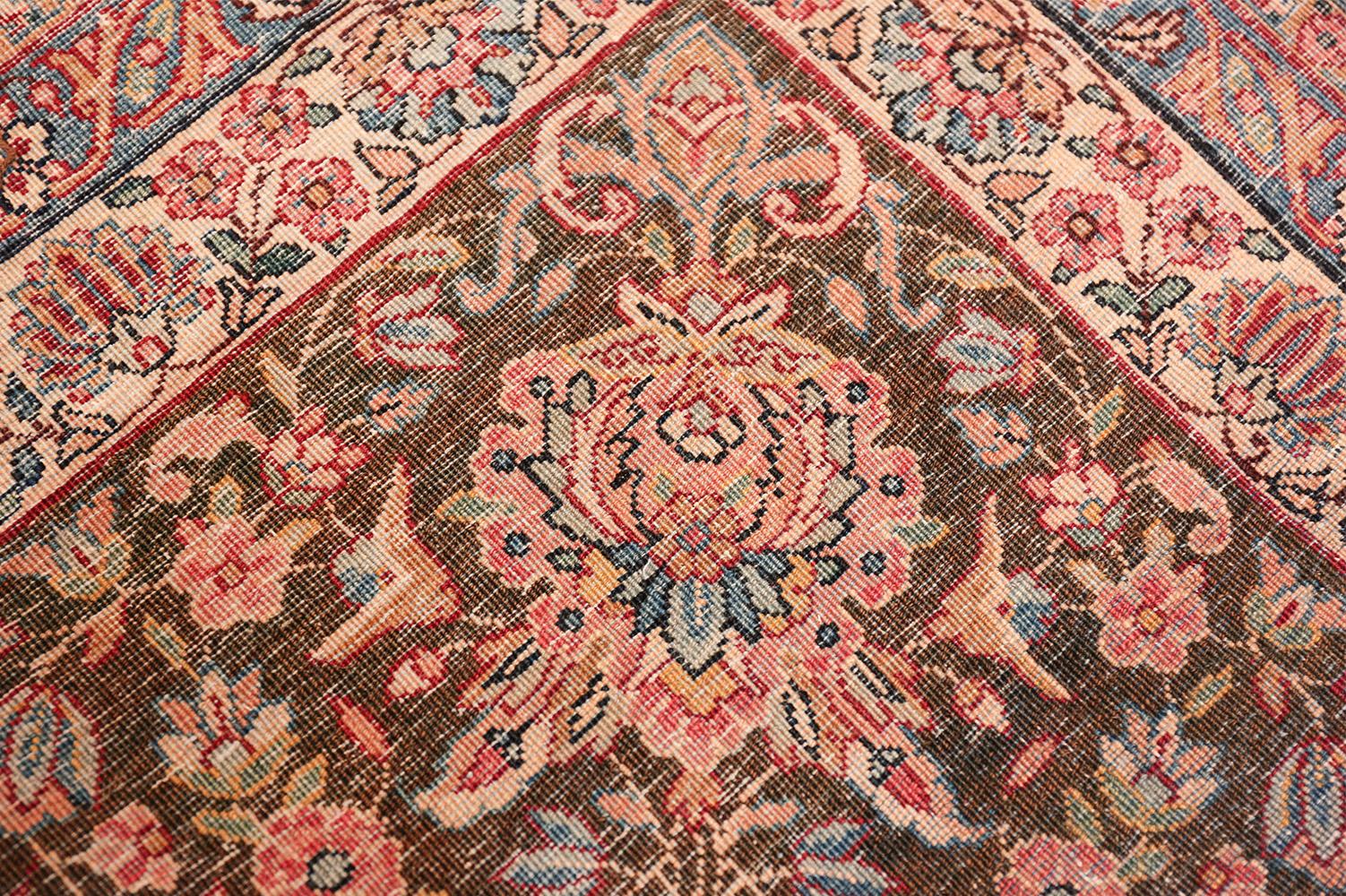 Antique Kerman Persian Rug. Size: 9 ft 9 in x 17 ft 3 in (2.97 m x 5.26 m) 8