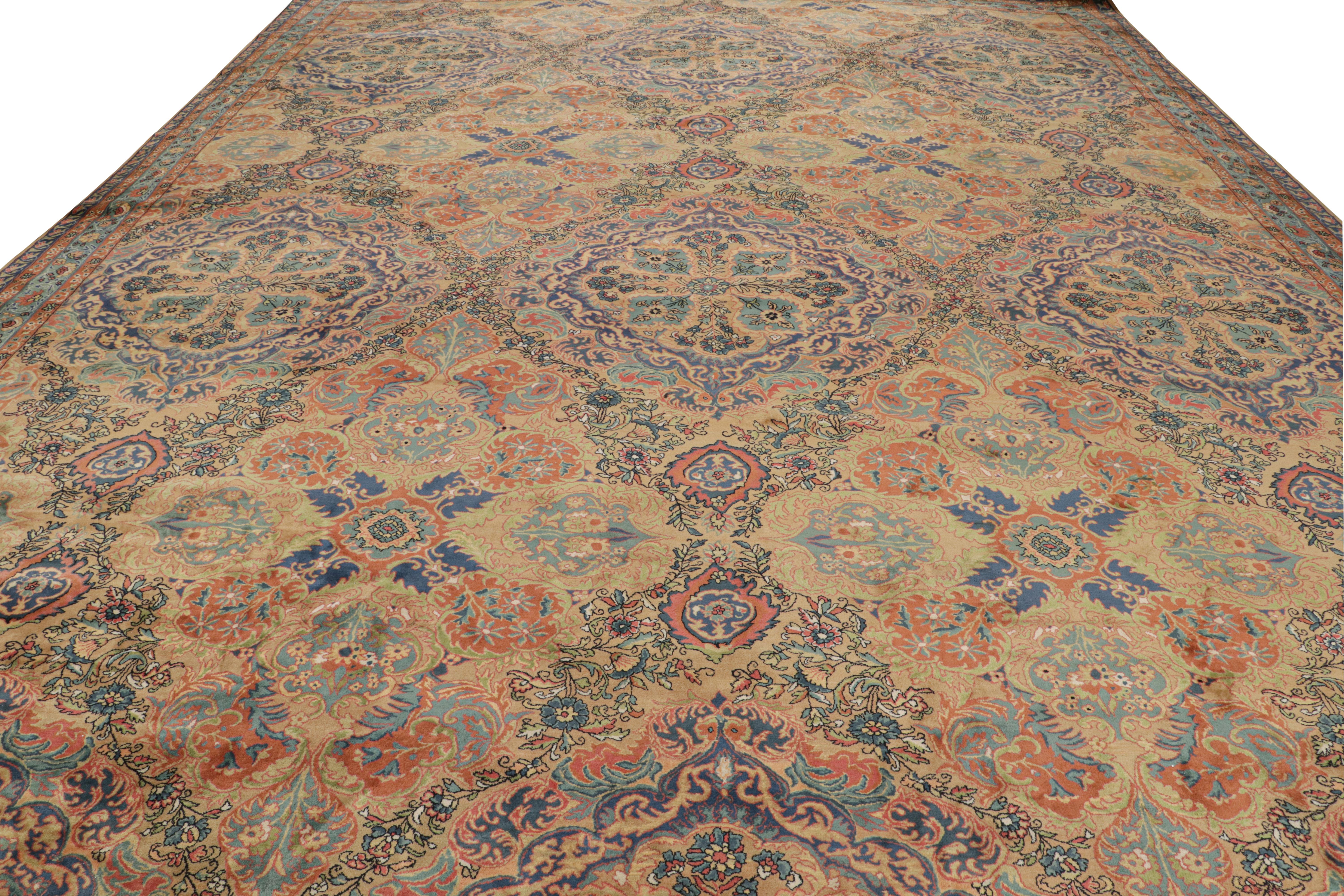 Early 20th Century Antique Kerman Persian Style Palace Rug with Floral Patterns For Sale
