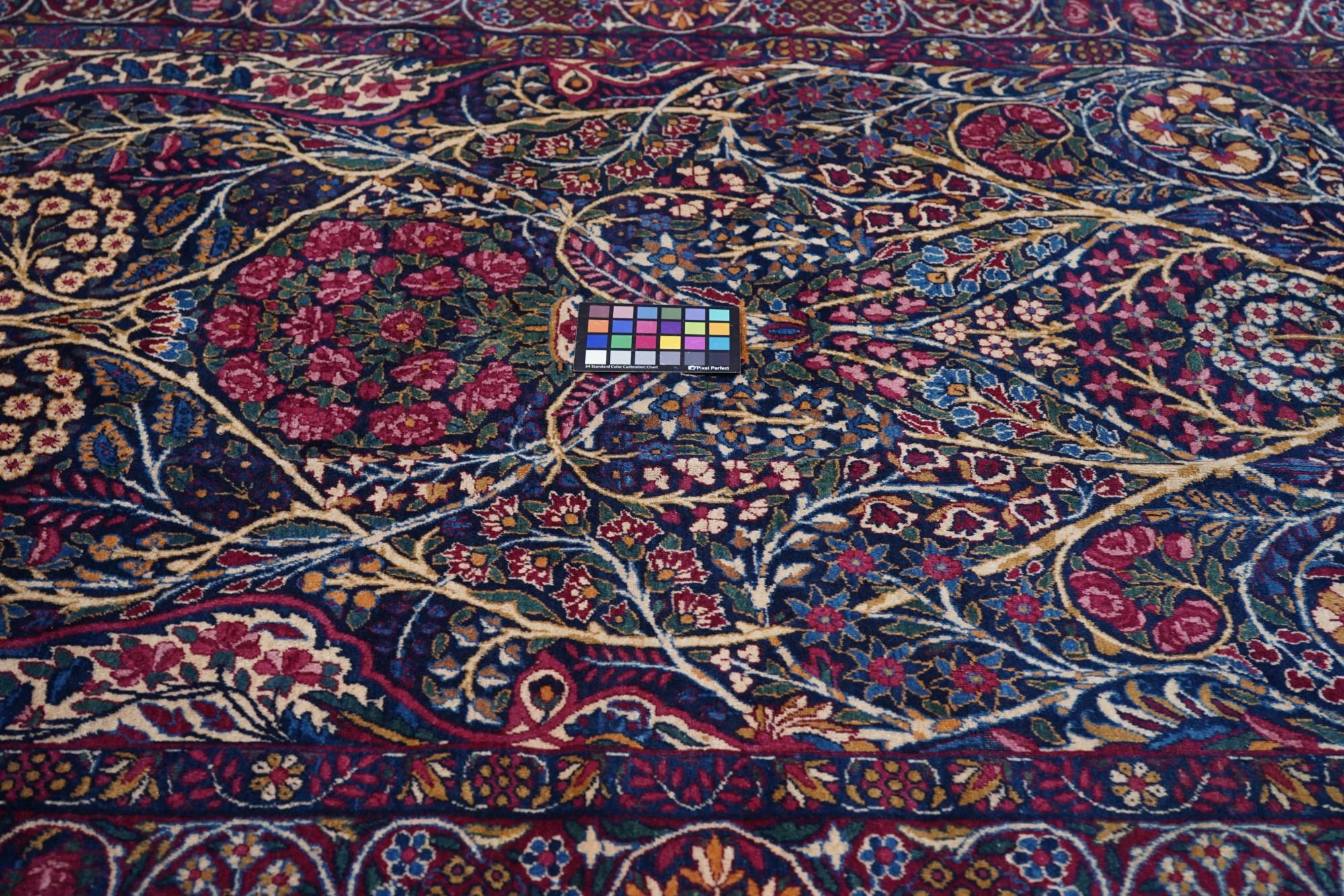 Antique Kerman Rug 5'7'' x 8'7'' For Sale 3