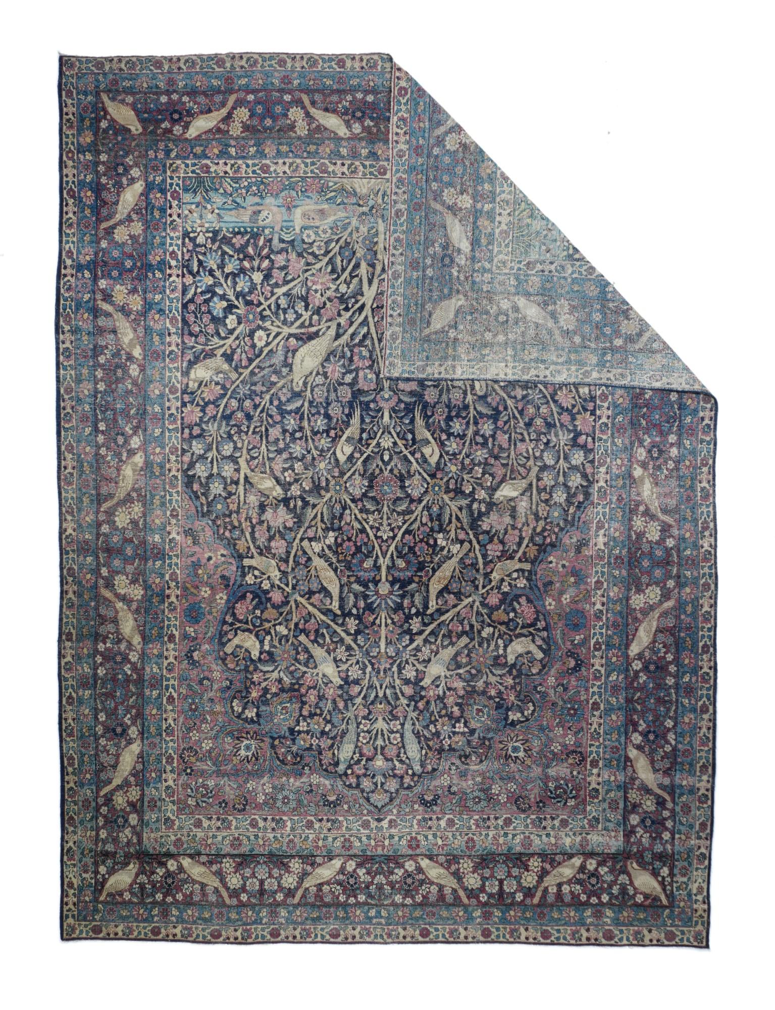 Tapis Kerman ancien de 8'8'' x 11'8''.