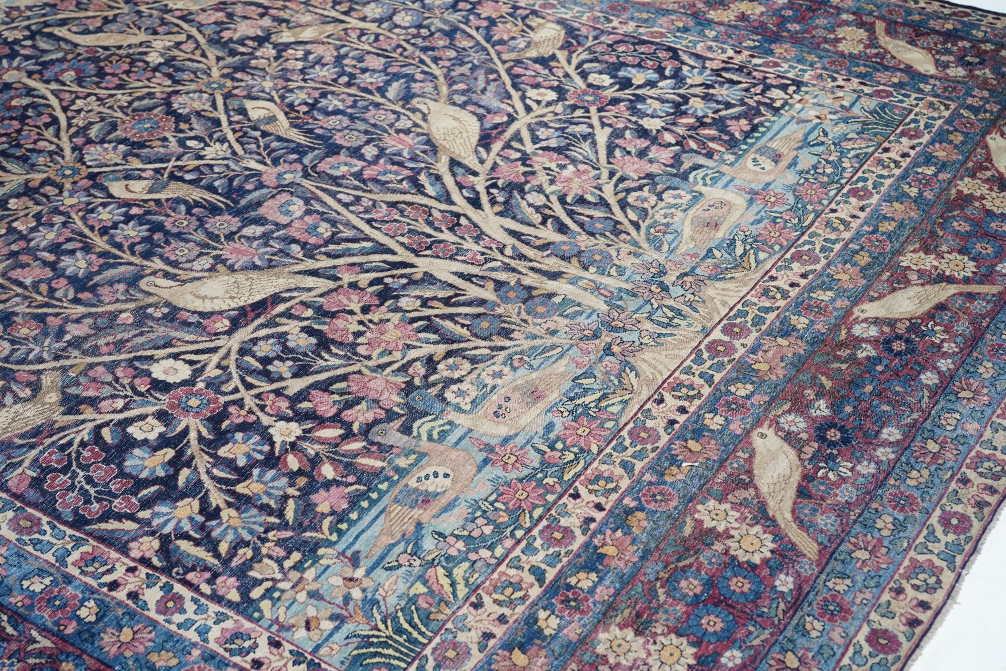 Antique Kerman Rug 8'8'' x 11'8'' For Sale 1