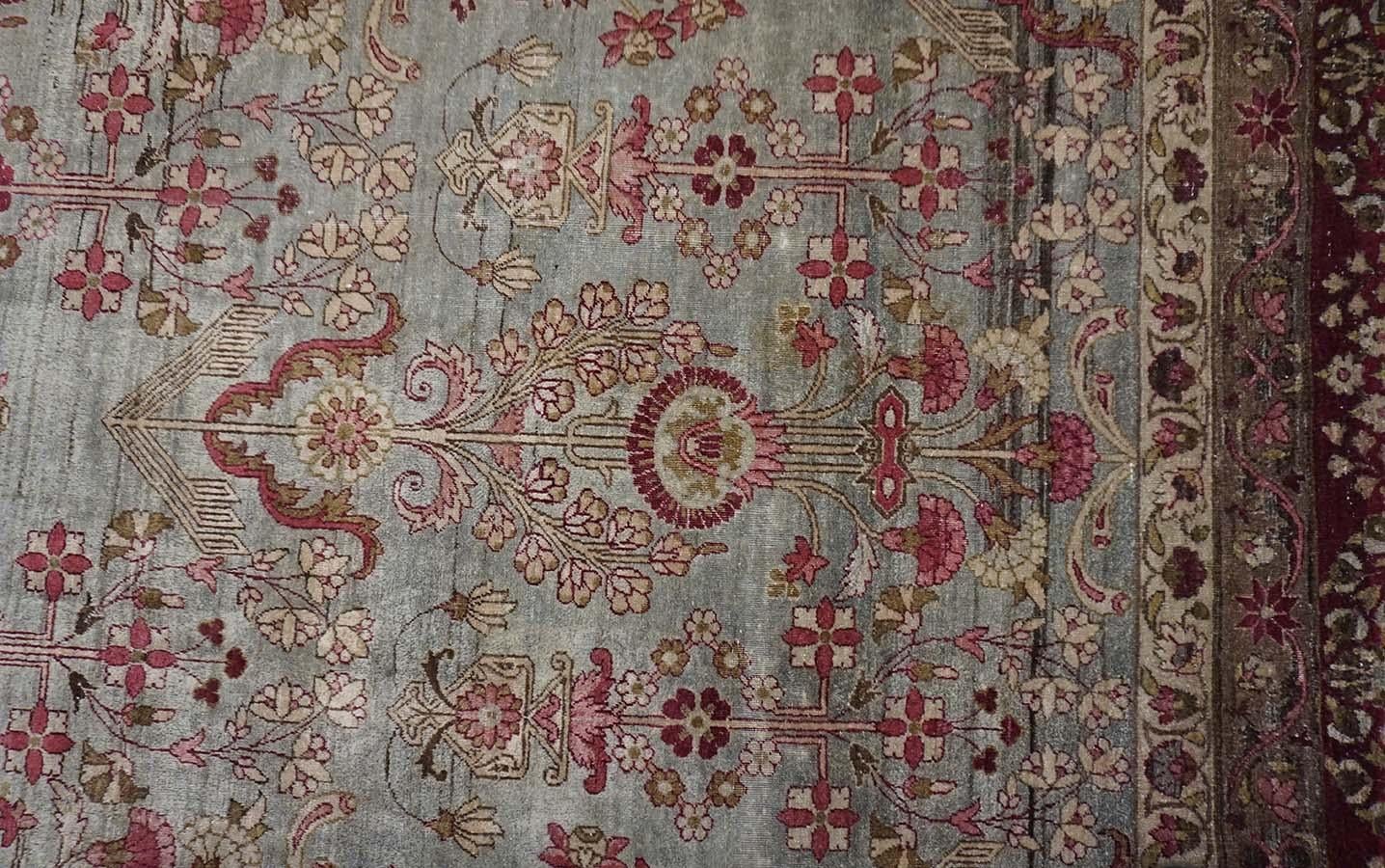 Wool Early 20th Century S.E. Persian Kirman Carpet ( 9'2