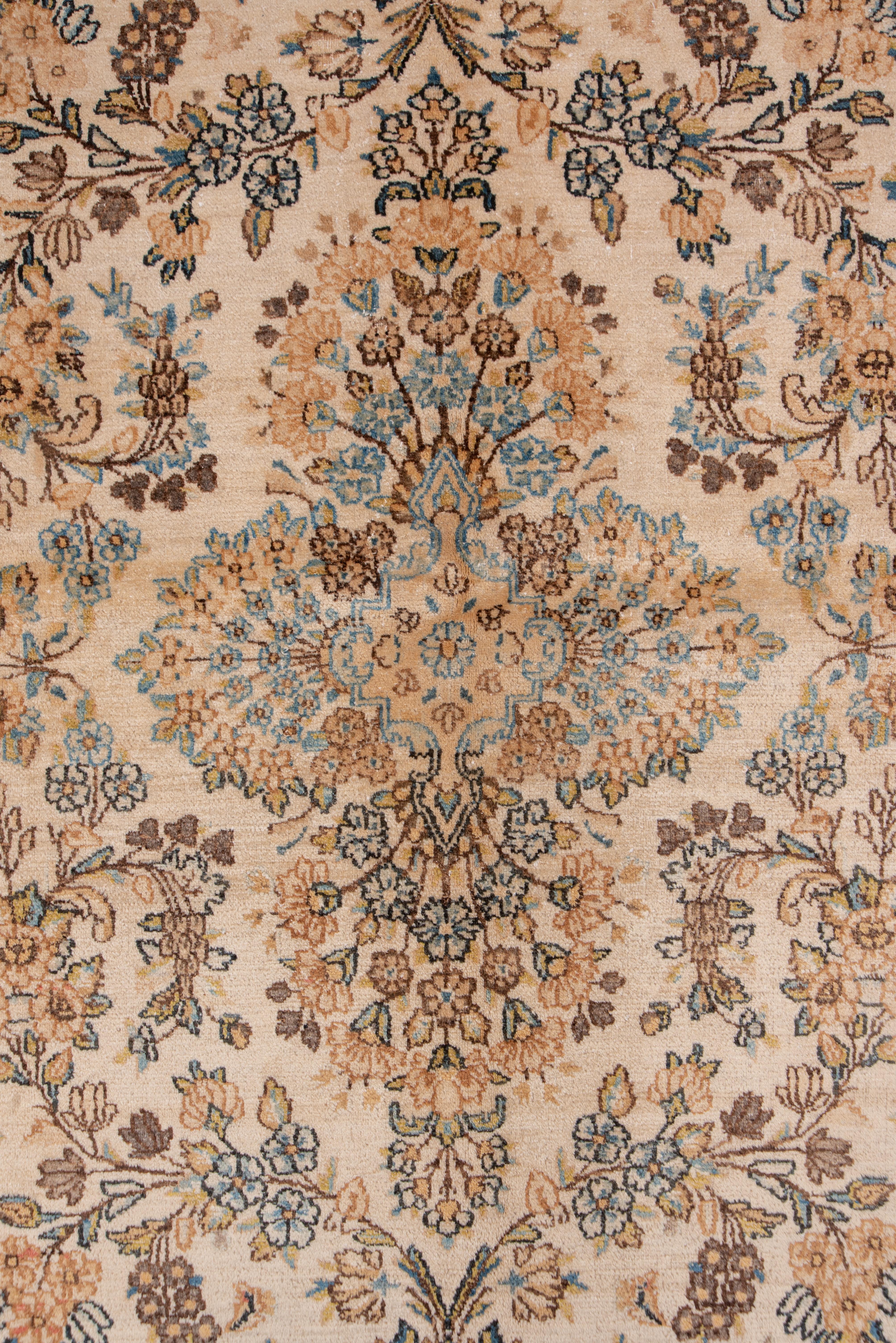 Antiker Kerman-Teppich (Kirman) im Angebot