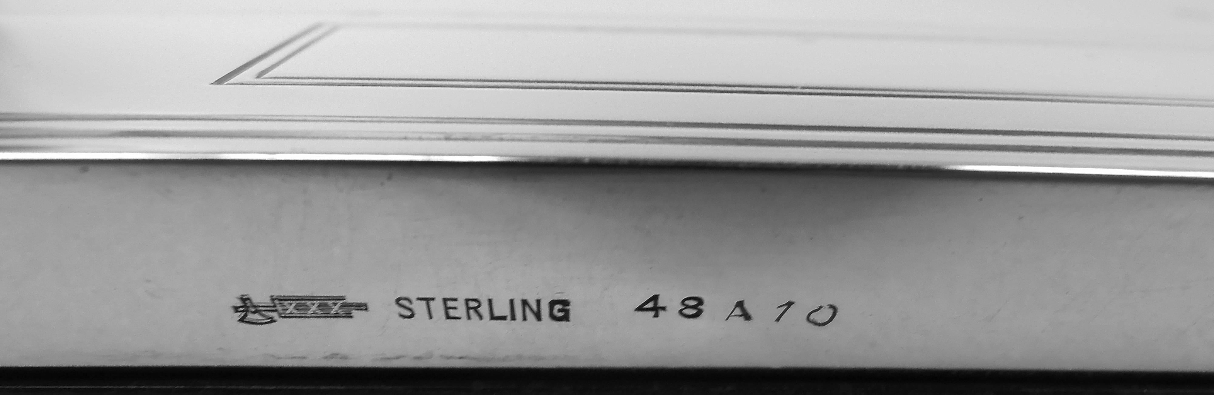 Cadre moderne américain ancien Kerr en argent sterling Bon état - En vente à New York, NY