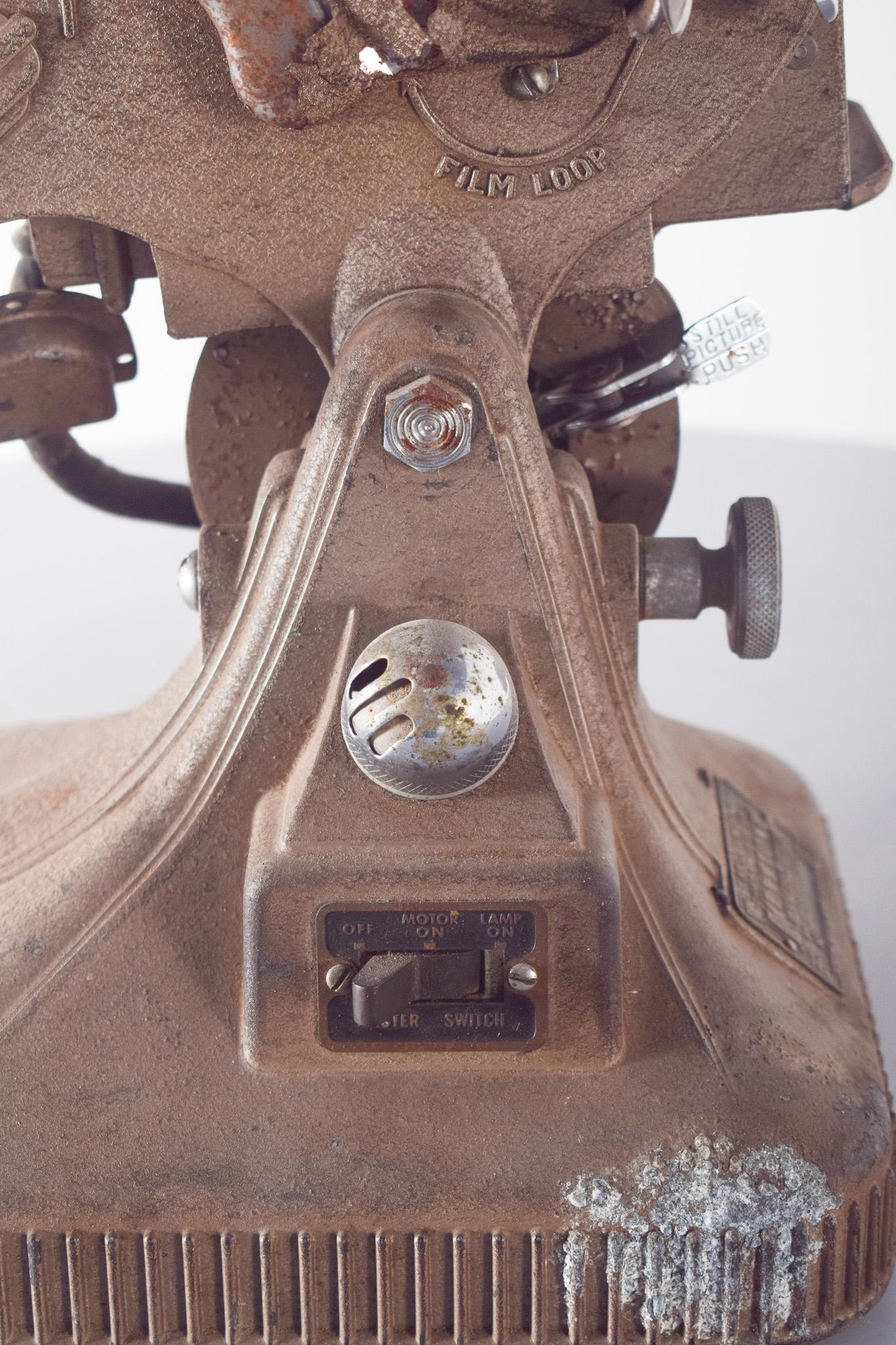 Machine de projection ancienne clé de voûte modèle K-160 en vente 2