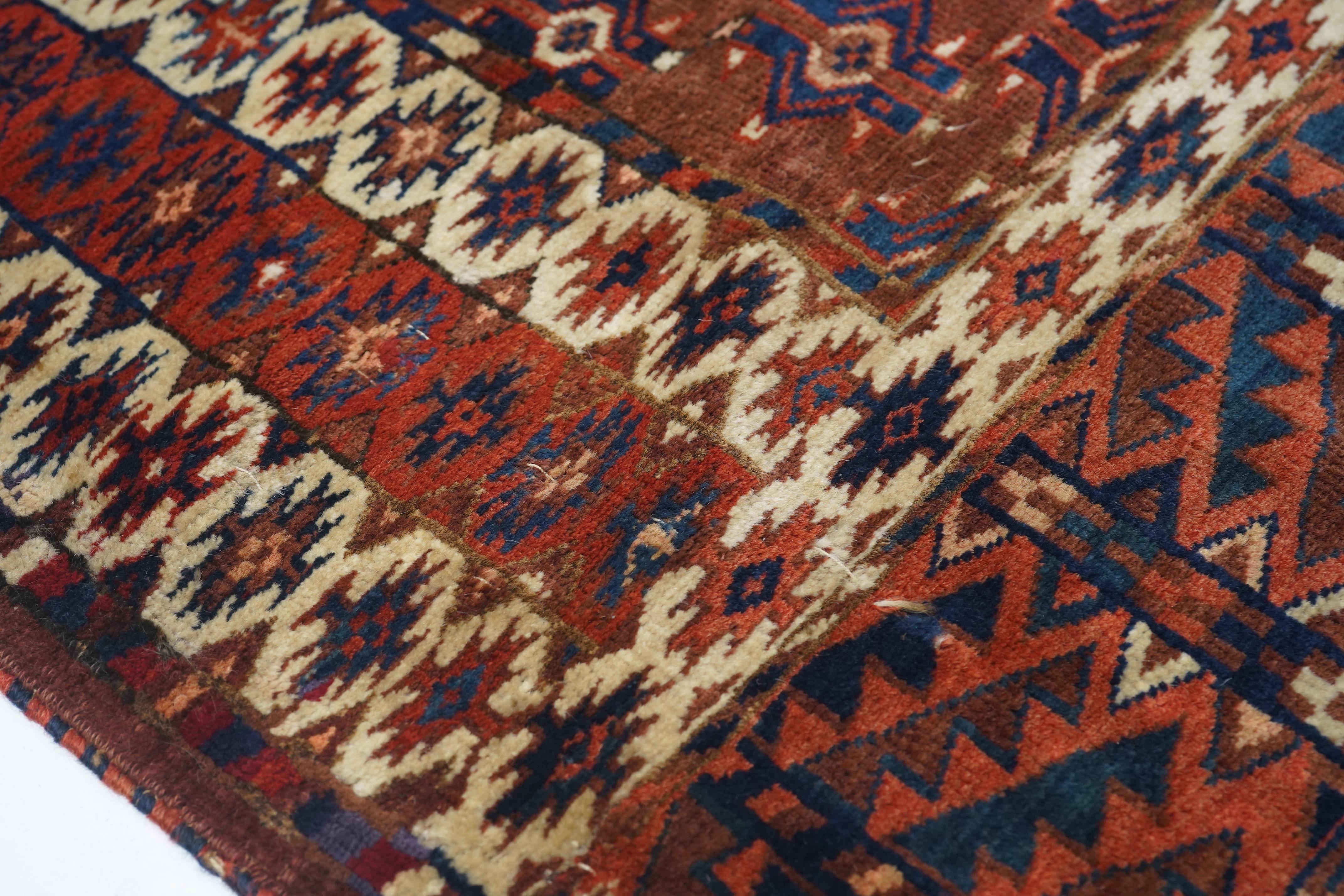 Antique Khachli Bokhara Rug 4'2'' x 5'2'' In Good Condition For Sale In New York, NY