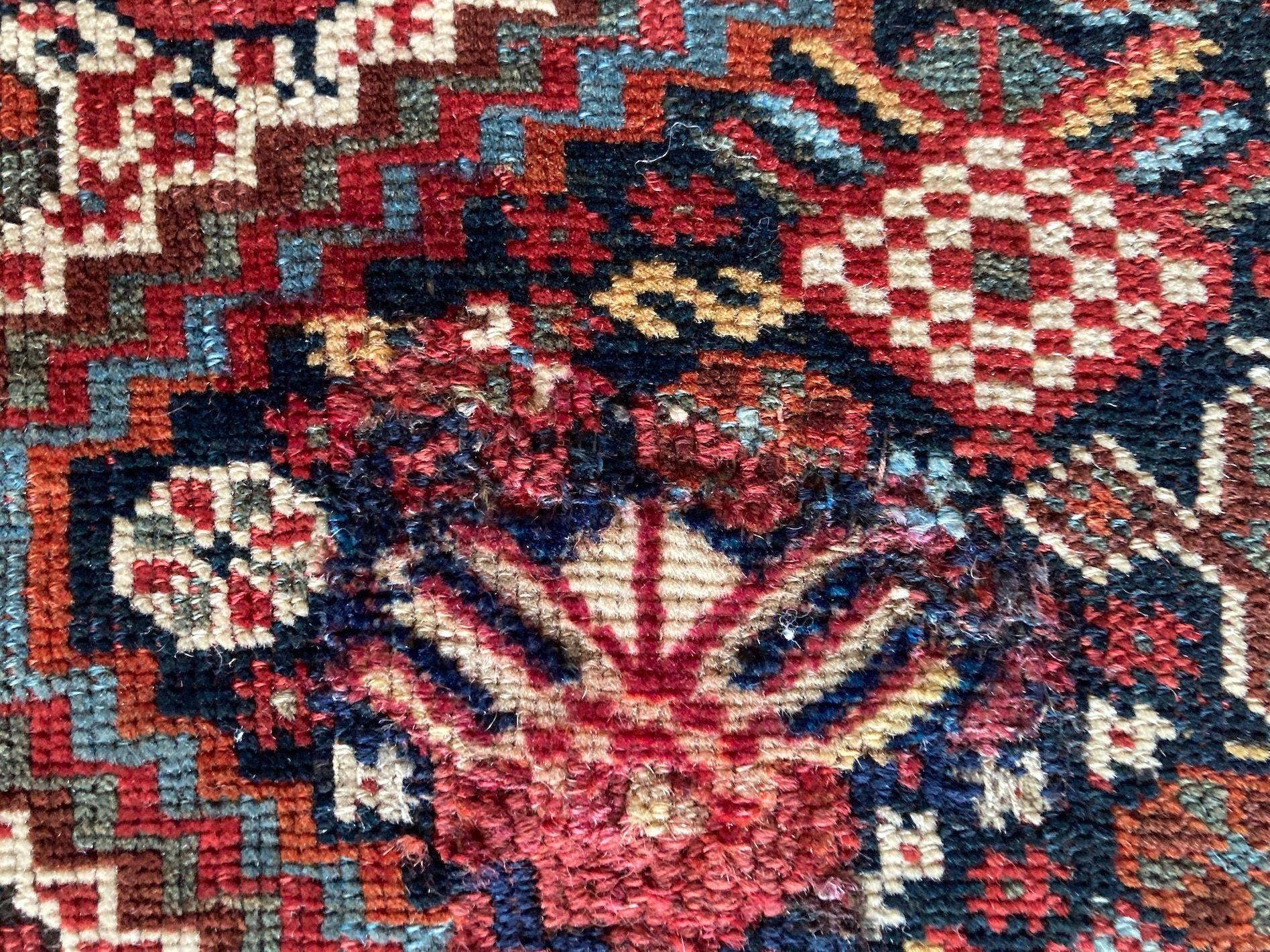 Tappeto antico Khamseh 1,78m X 1,45m in vendita 12