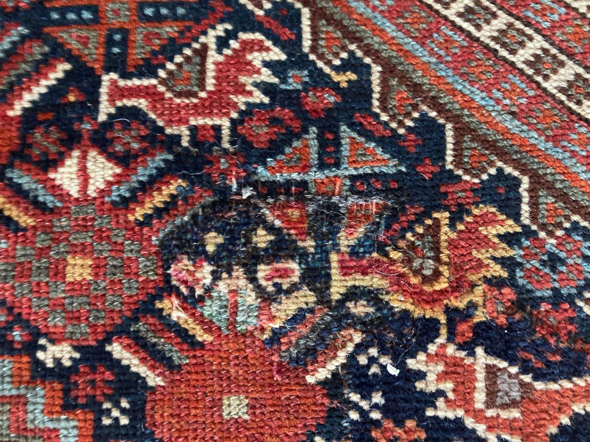 Tappeto antico Khamseh 1,78m X 1,45m in vendita 13