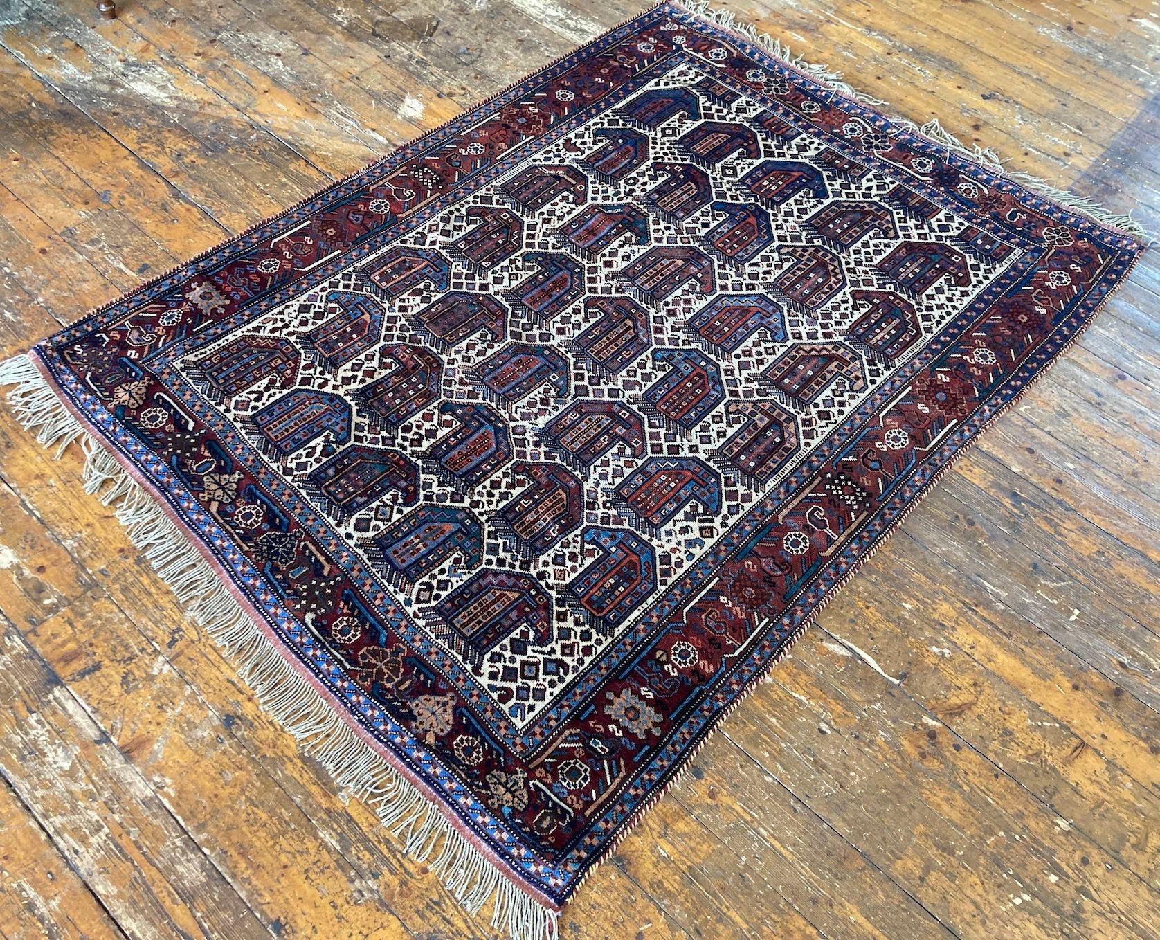 Early 20th Century Antique Khamseh Rug 1.90m x 1.39m For Sale