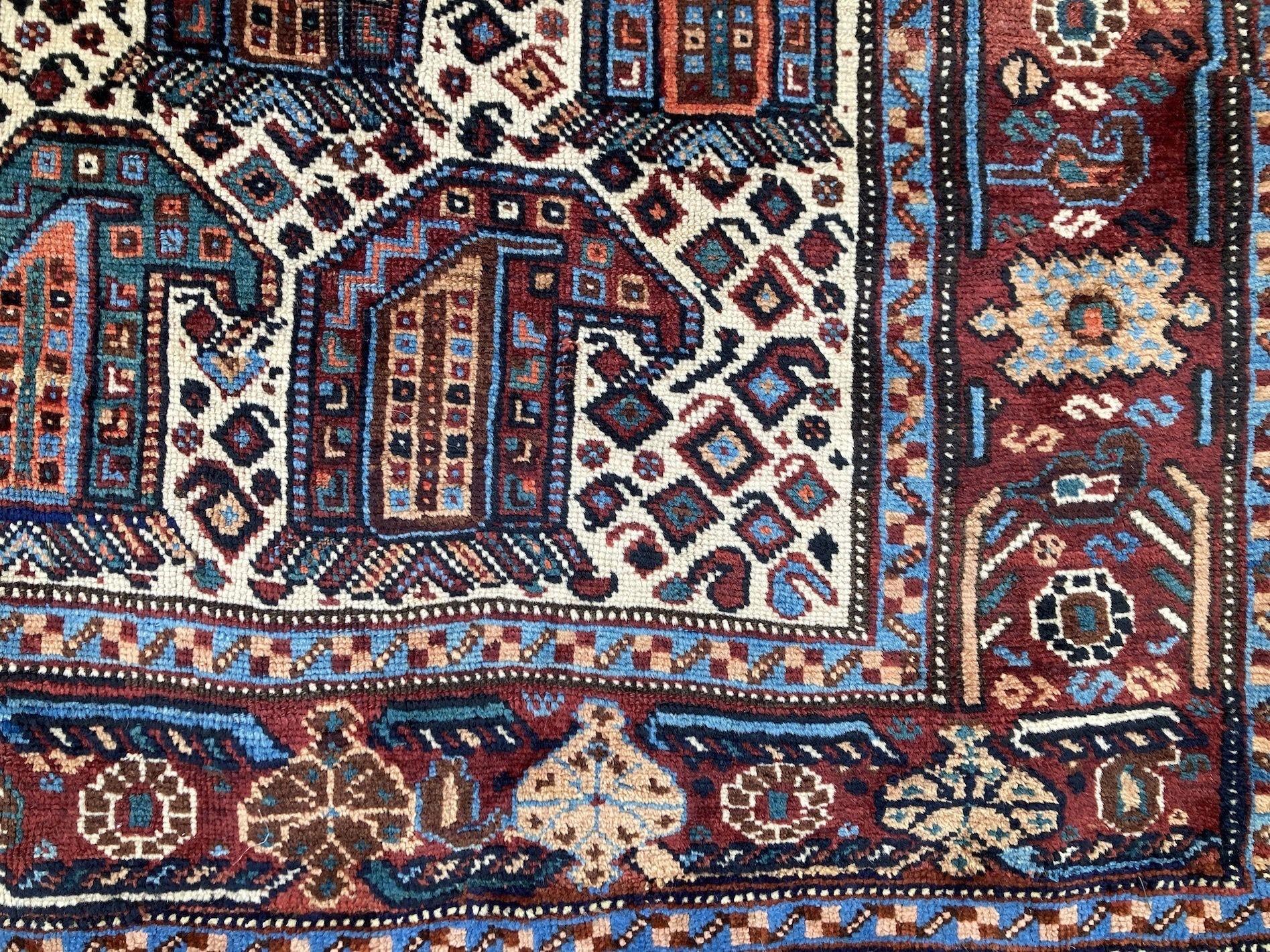 Antique Khamseh Rug 1.90m x 1.39m For Sale 1