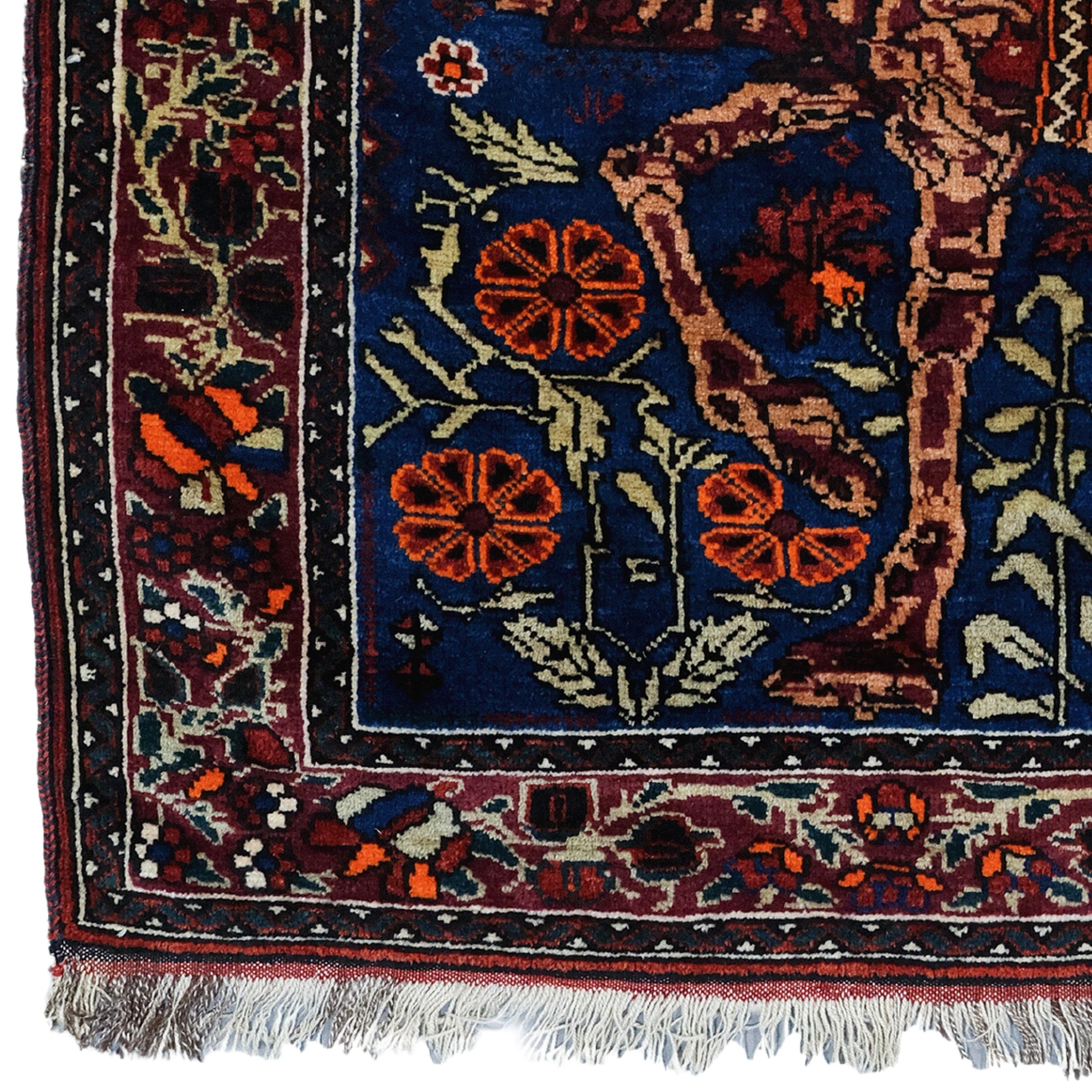19th Century Khamseh Rug - Antique Hanwoven Rug

This elegant 19th-century Khamseh rug adds nobility to any space with its historical richness and sophisticated design. This handmade work, measuring 88x110 cm, dazzles with its carefully woven