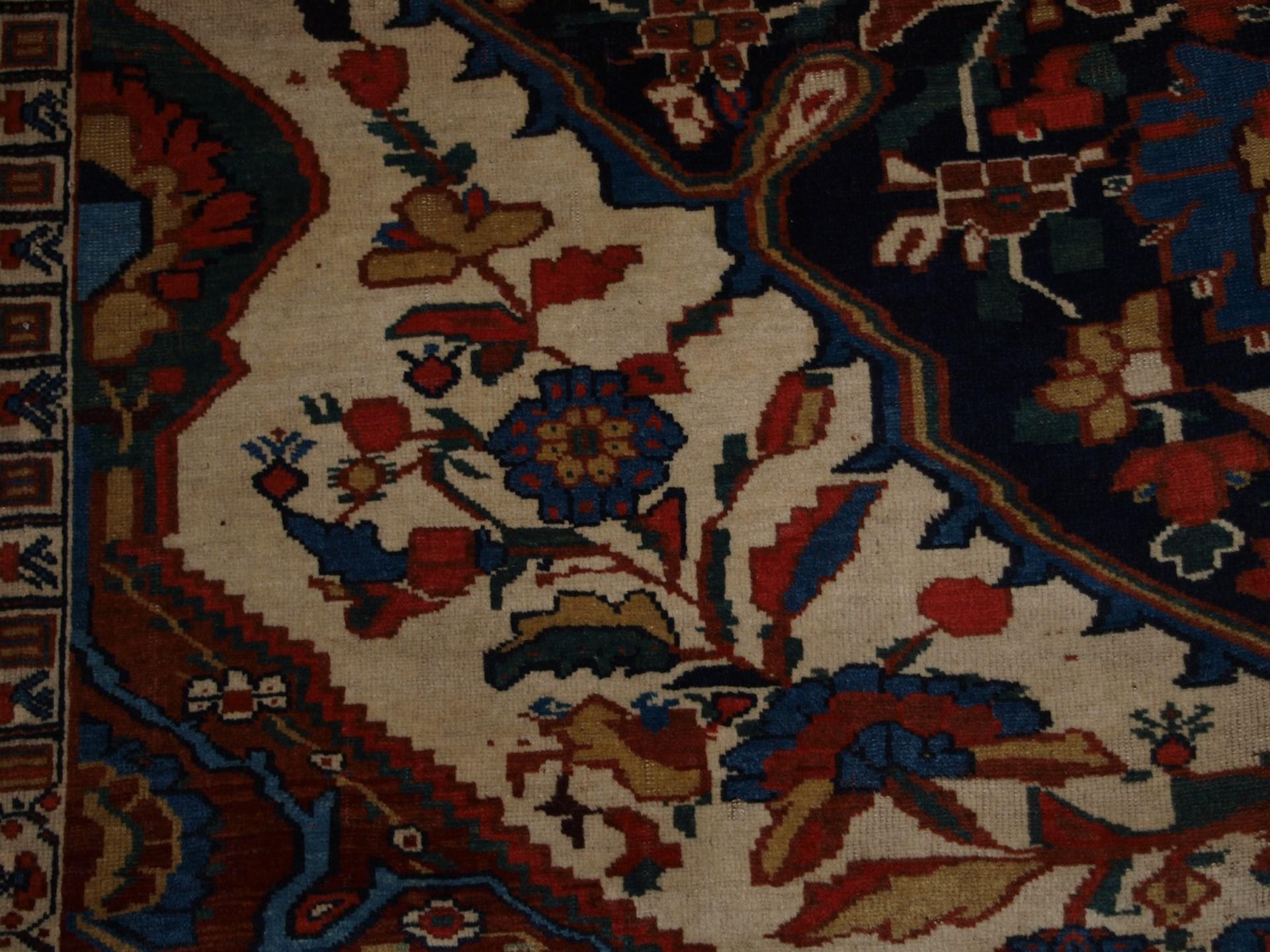 Antique Khamseh tribal rug of beautiful design and colour.  Circa 1870. For Sale 7