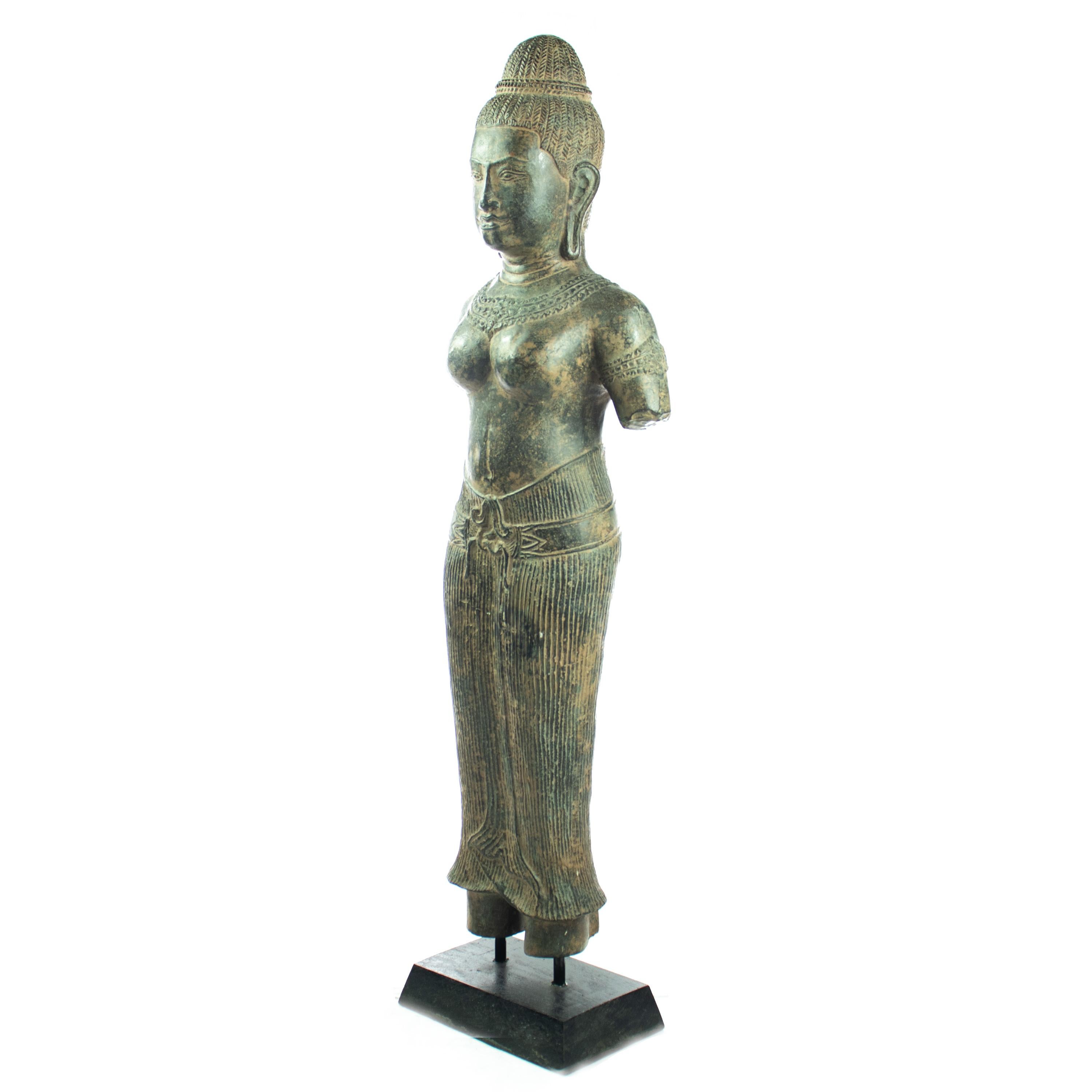 Antique Khmer Style Bronze Stand Figure Carved Vishnu Asian Art Lakshmi Statue For Sale 5