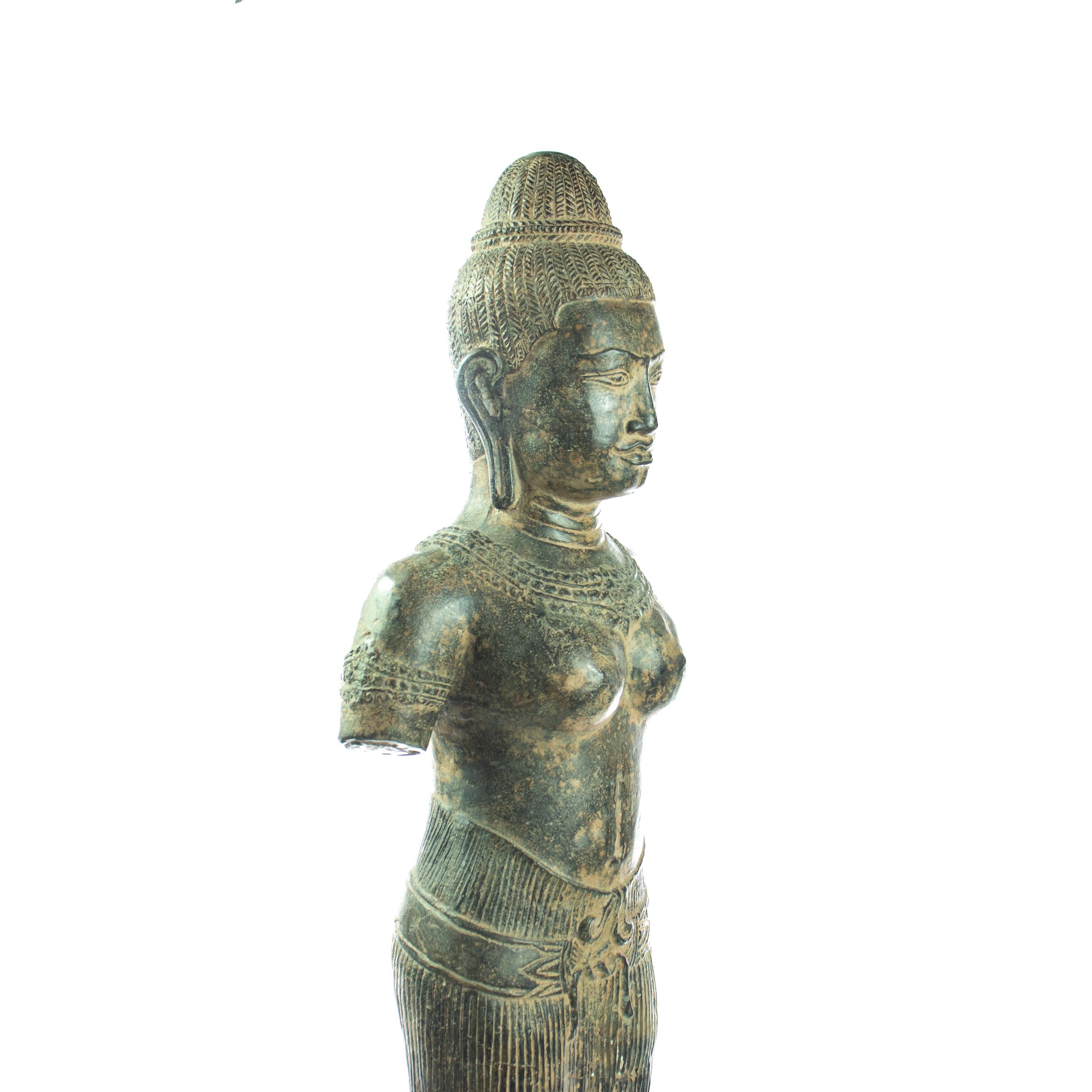 Antique Khmer Style Bronze Stand Figure Carved Vishnu Asian Art Lakshmi Statue For Sale 7
