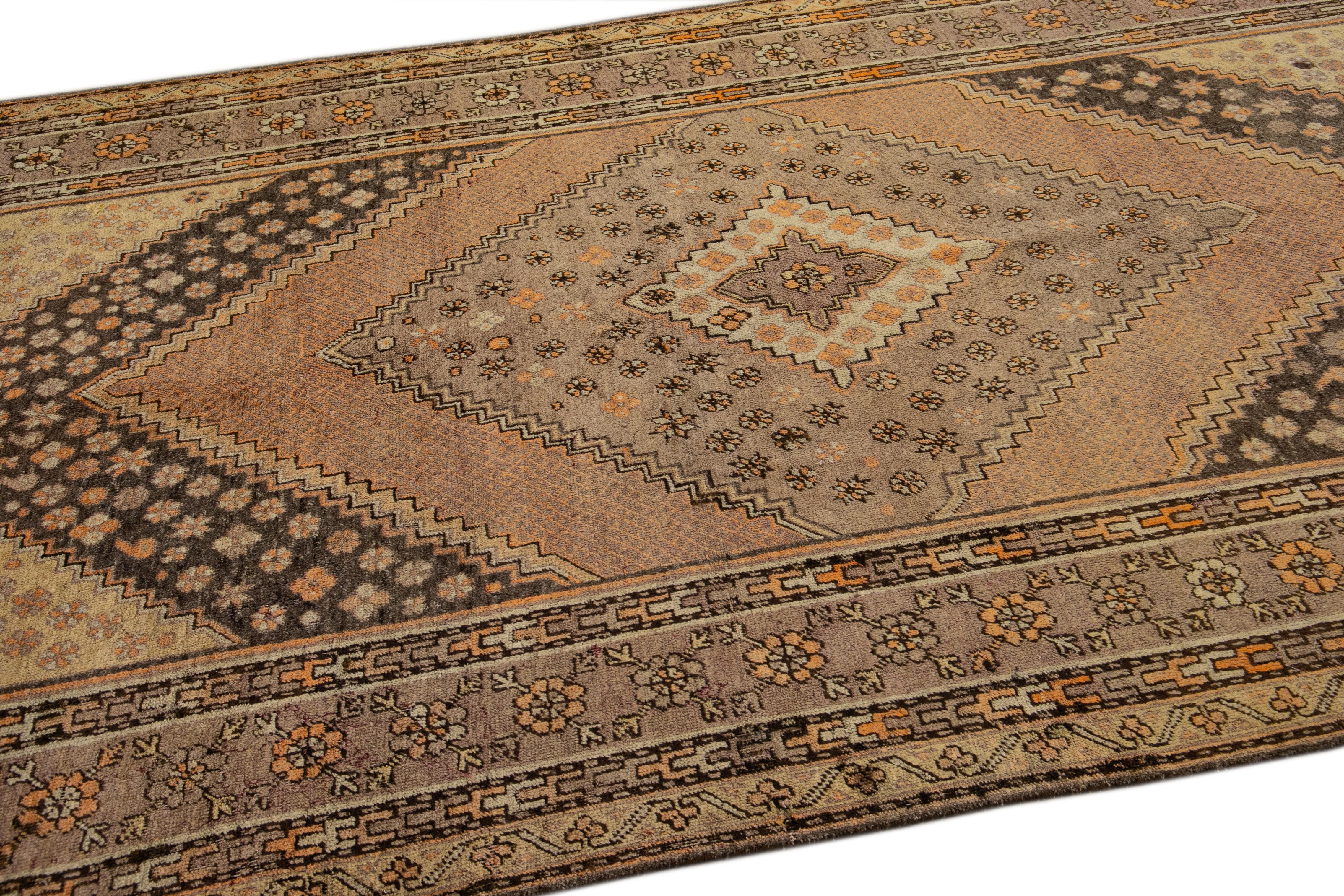 Antique Khotan Handmade Tan Medallion Wool Rug In Good Condition For Sale In Norwalk, CT