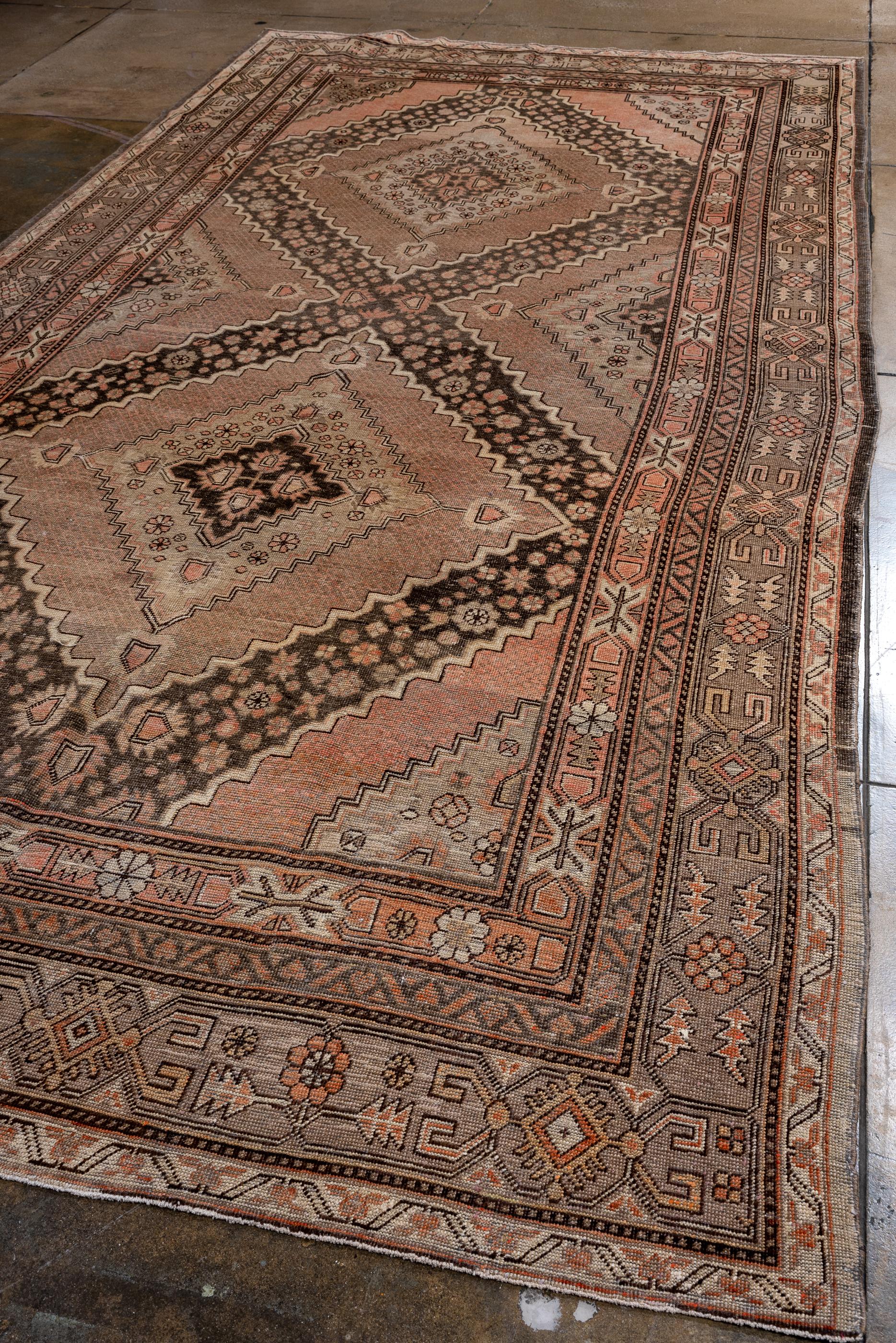 Antiker langer Khotan-Teppich (Persisch)