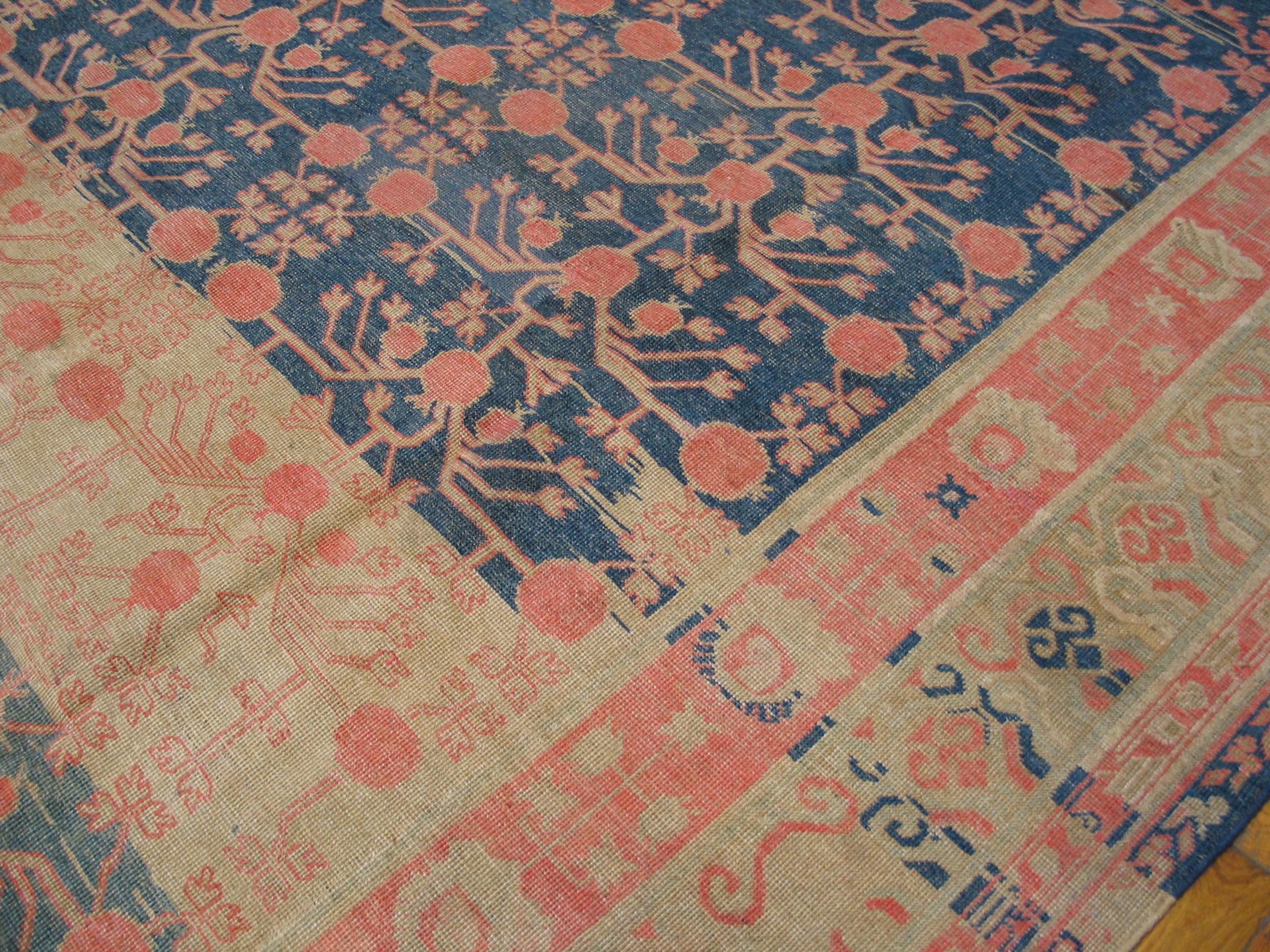 Wool Early 20th Century Central Asian Khotan Carpet ( 7'4
