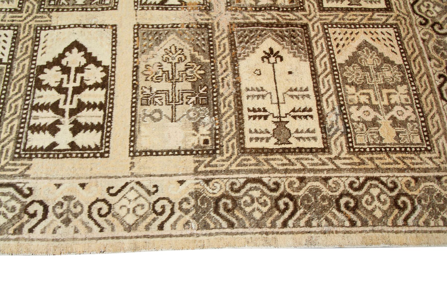 Antique Khotan Rug Antique Samarkand Rug Geometric Turkestan 1890 Beige For Sale 4