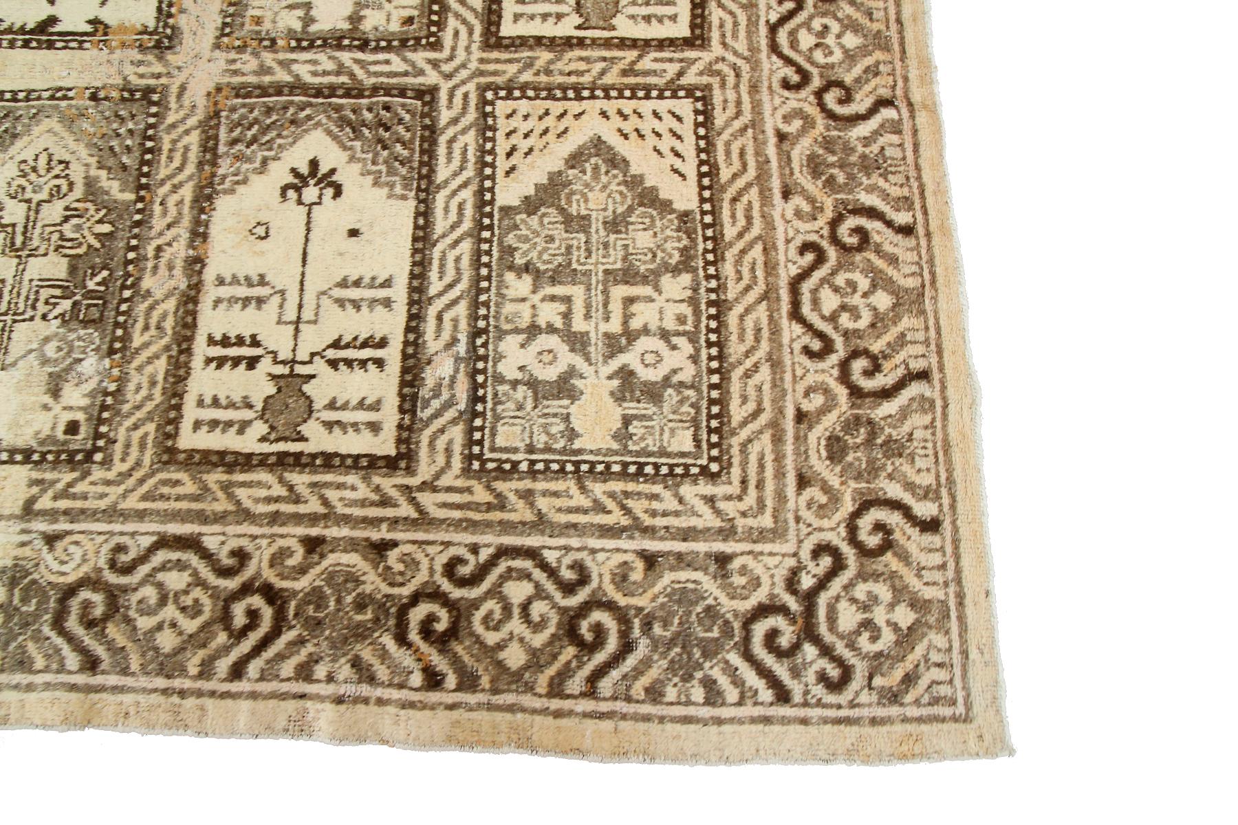 Tapis Khotan antique Samarkand géométrique beige Turkestan 1890 en vente 1