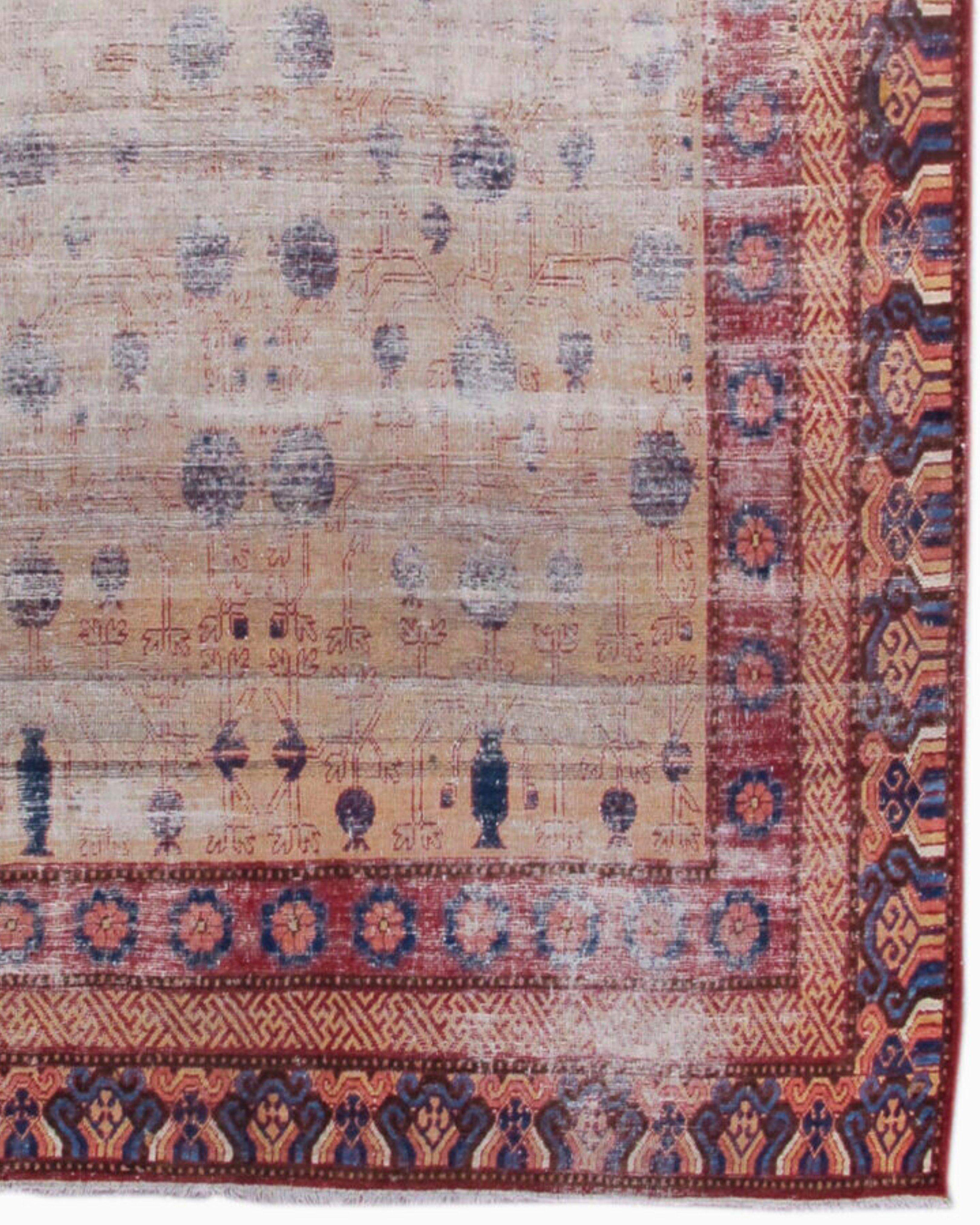Tapis ancien de Khotan, début du 19e siècle Bon état - En vente à San Francisco, CA