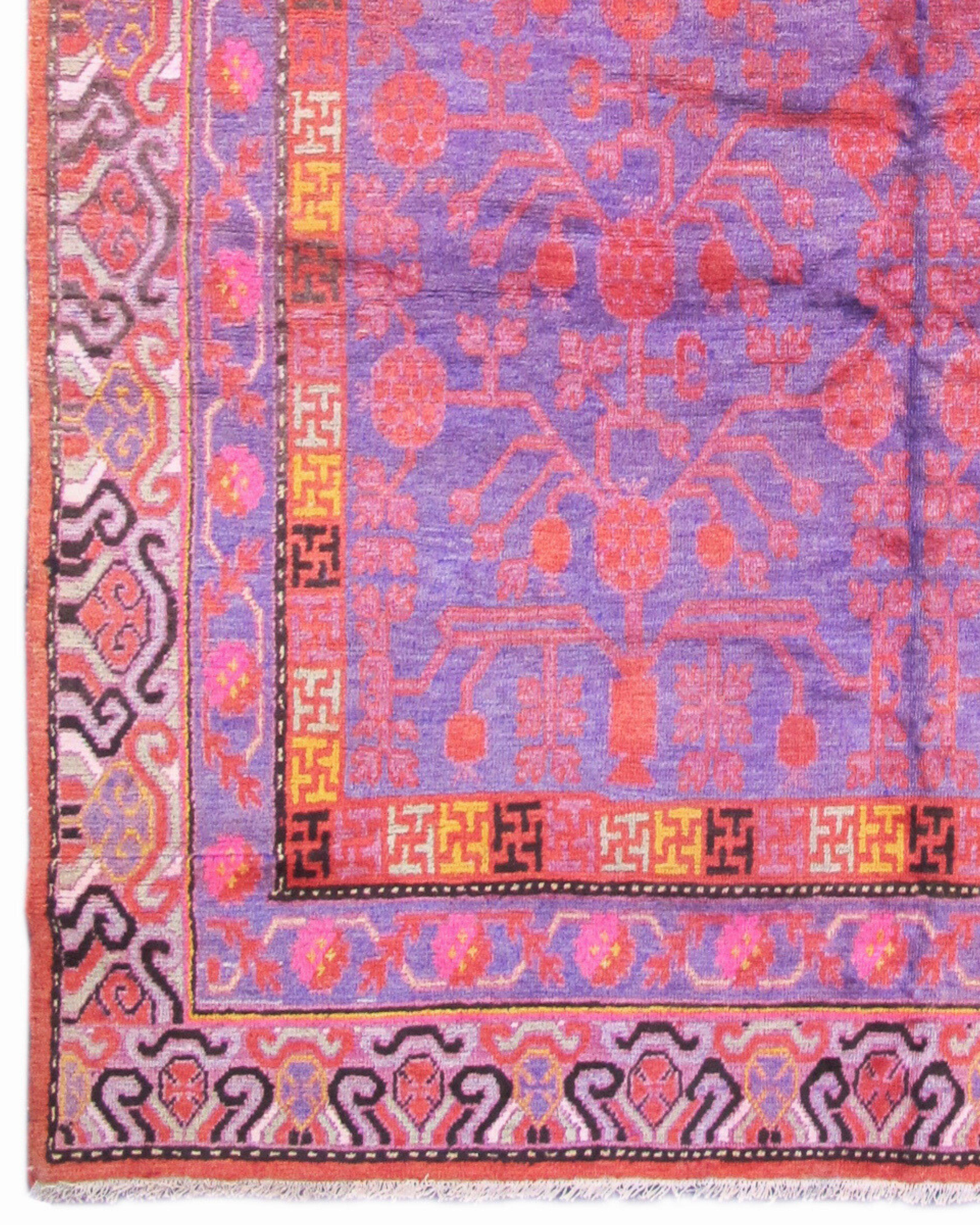 Antique Khotan Rug, Early 20th Century For Sale 1