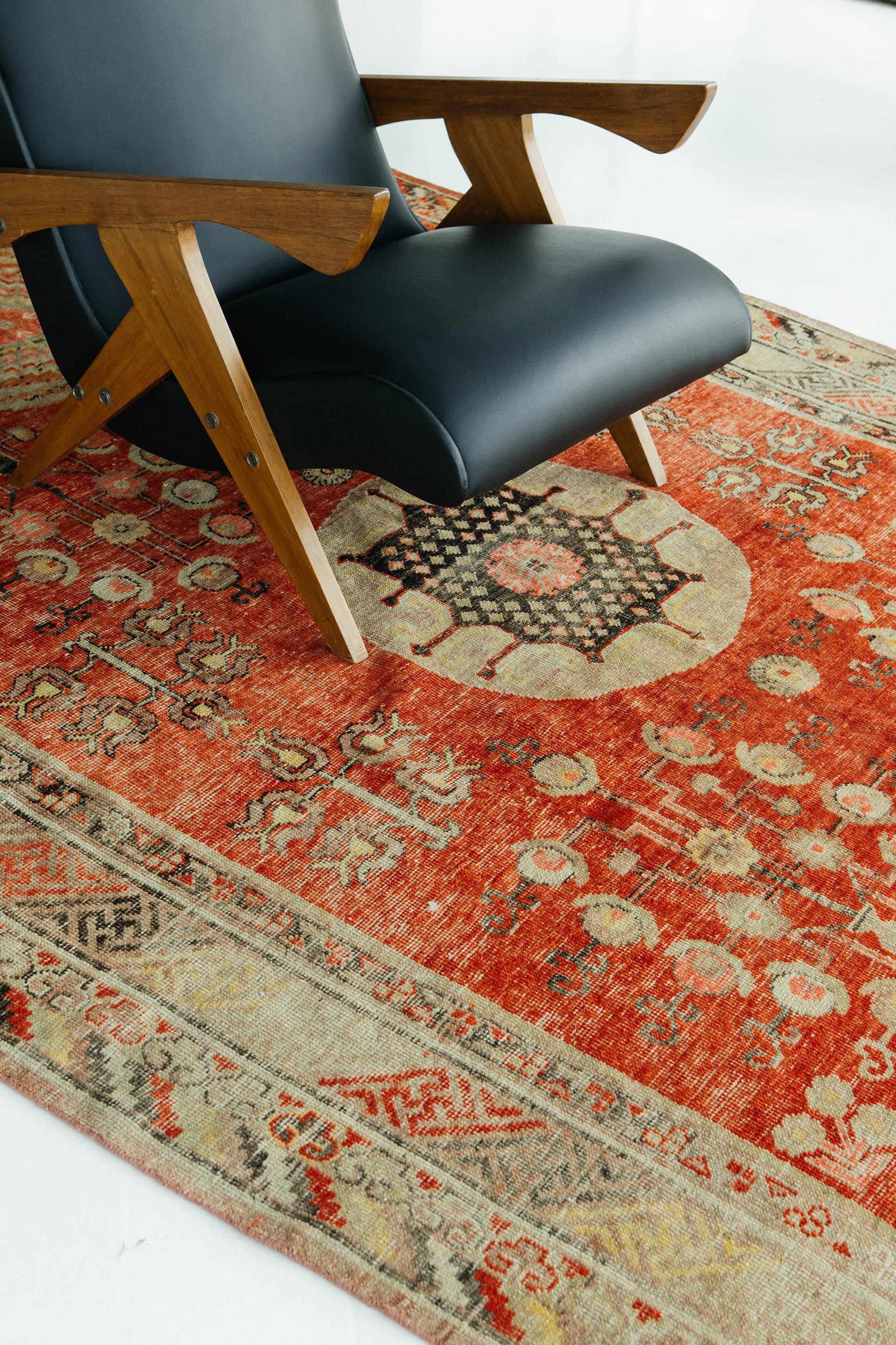 Noué à la main Tapis Khotan ancien en vente