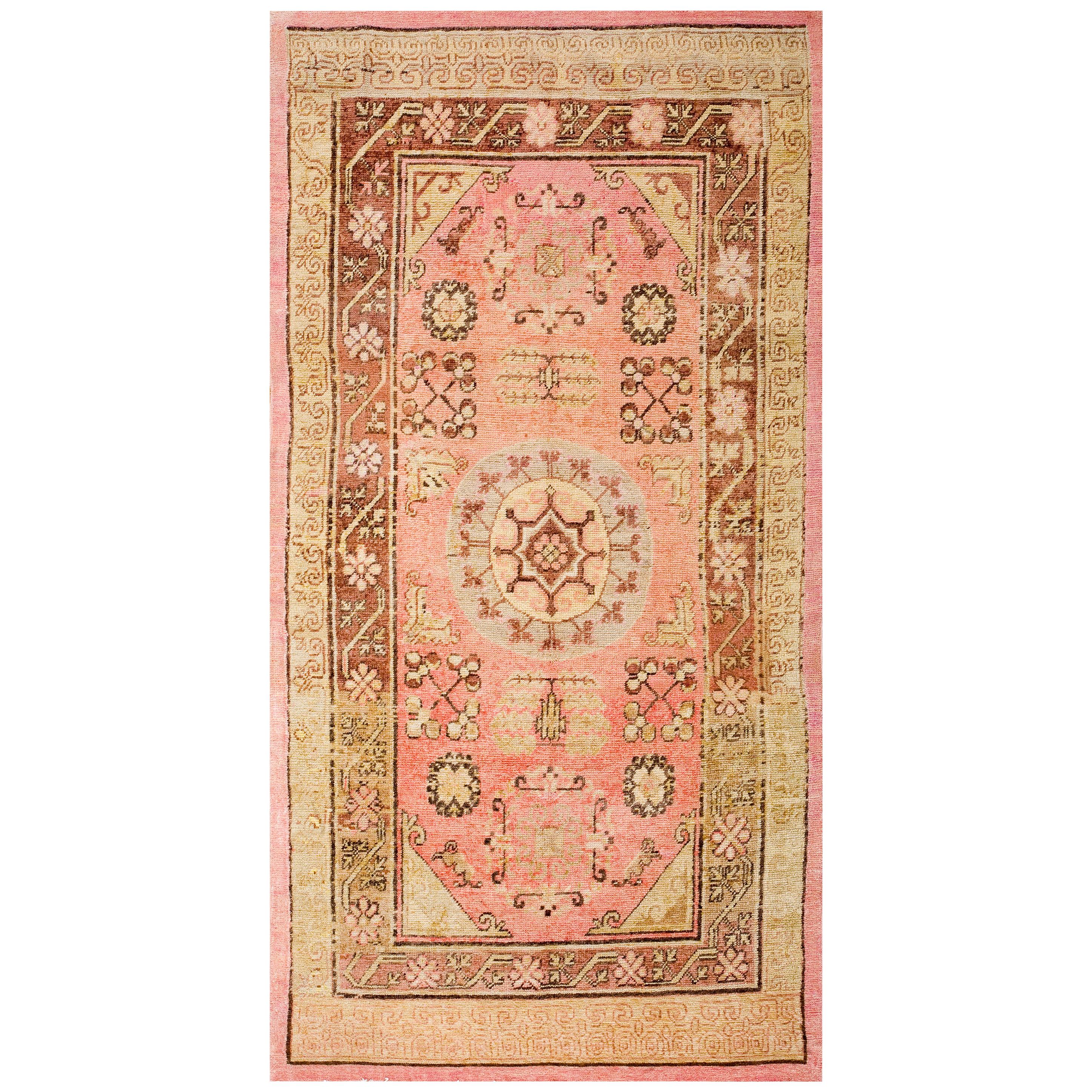 Early 20th Century Central Asian Khotan Rug ( 4'2" x 8' - 127 x 244 ) For Sale