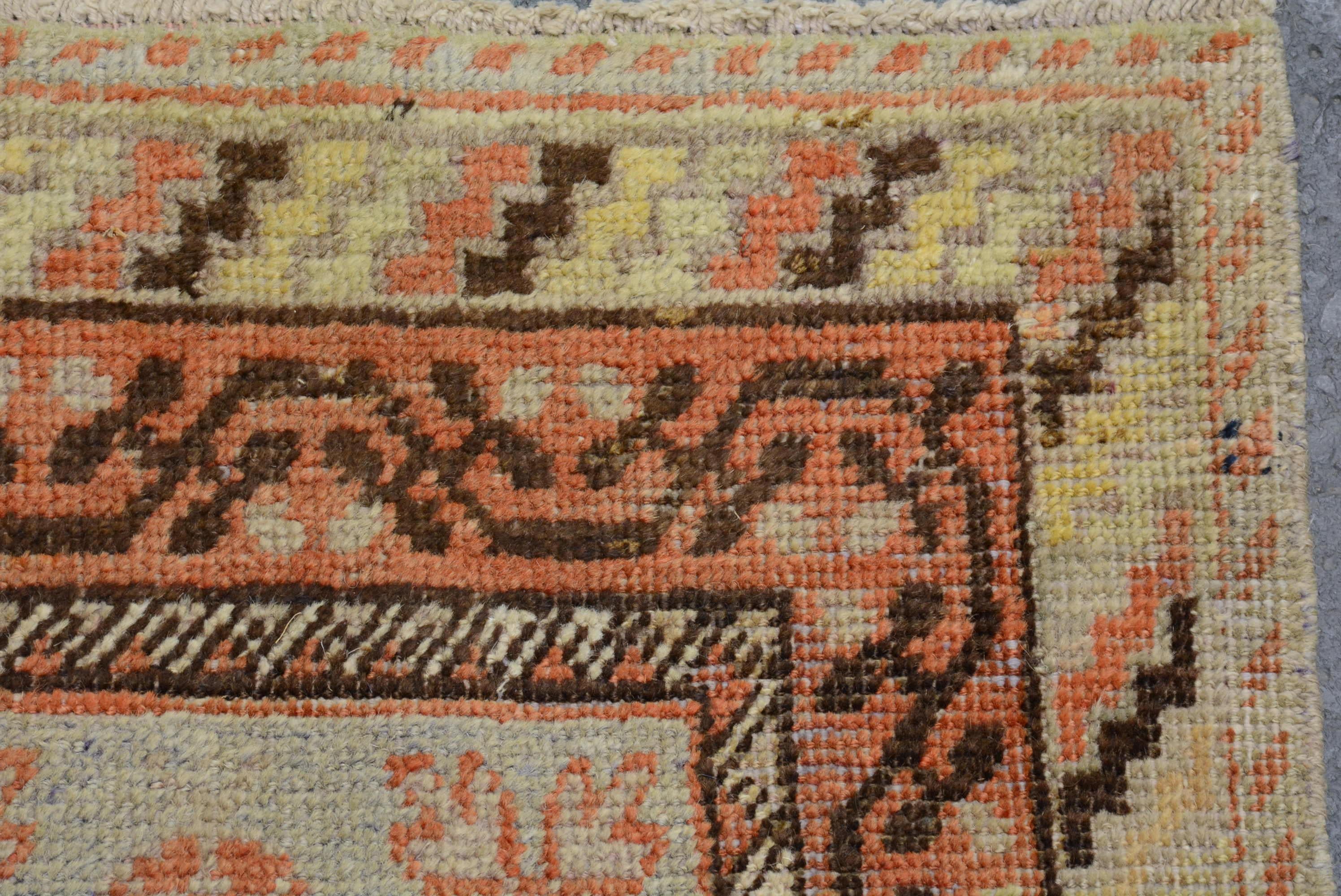 Antiker Khotan-Läufer (Gewebt) im Angebot