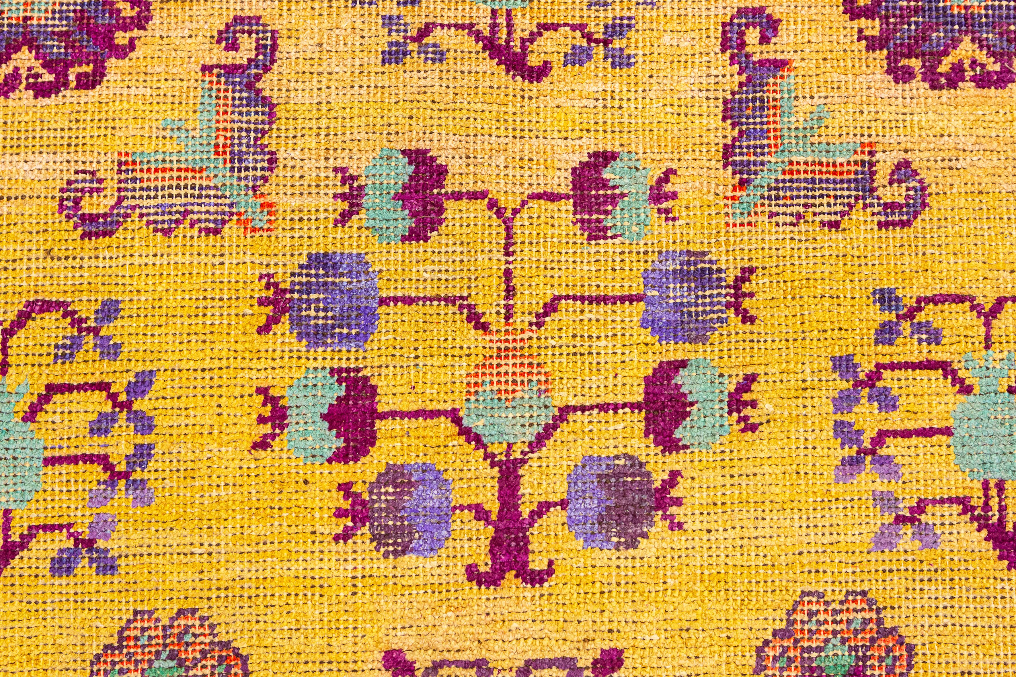 Antique Khotan Silk Rug Yellow Saffron Color In Good Condition For Sale In Ferrara, IT