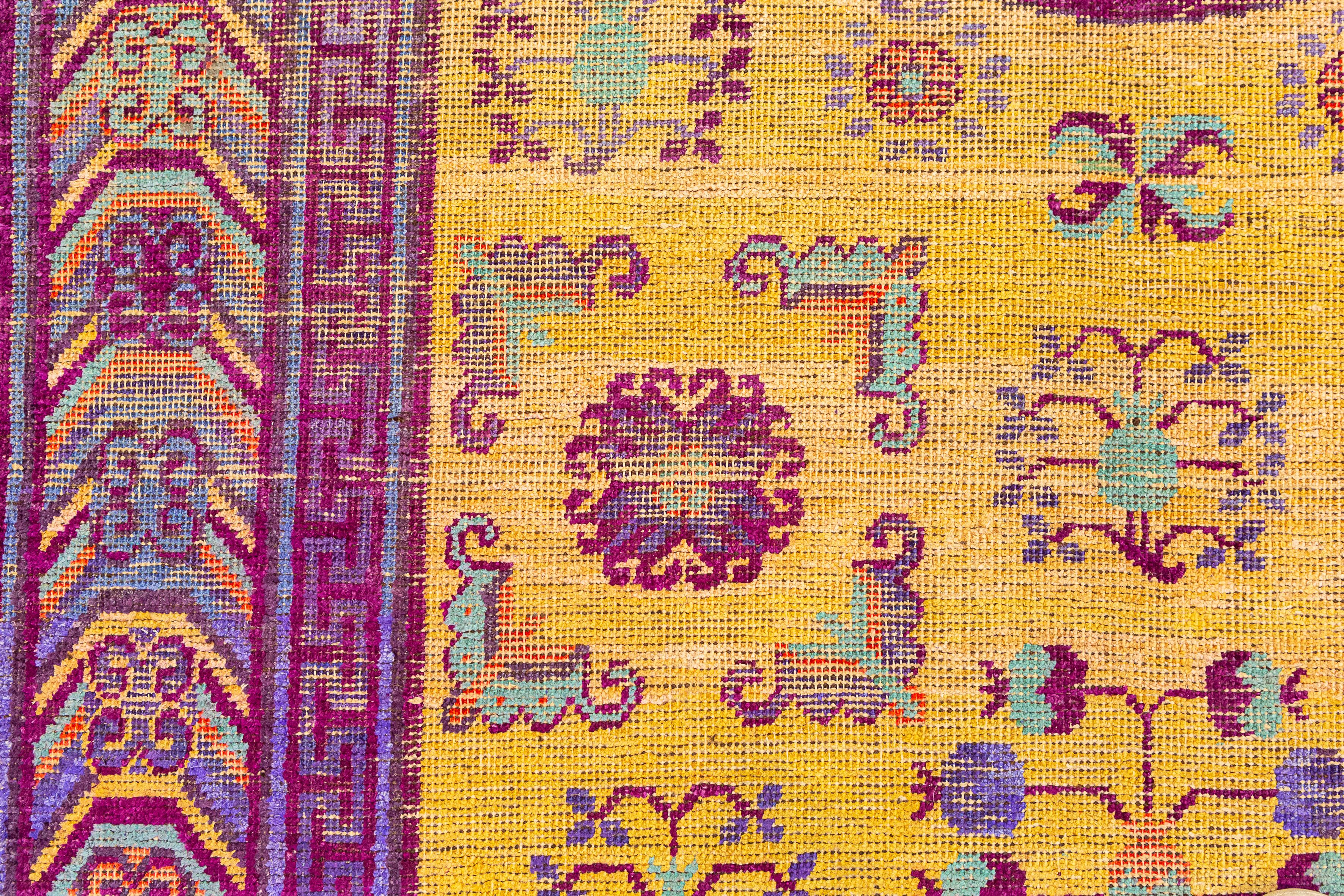 Antiker Khotan Seidenteppich Gelb Safran Farbe im Angebot 2