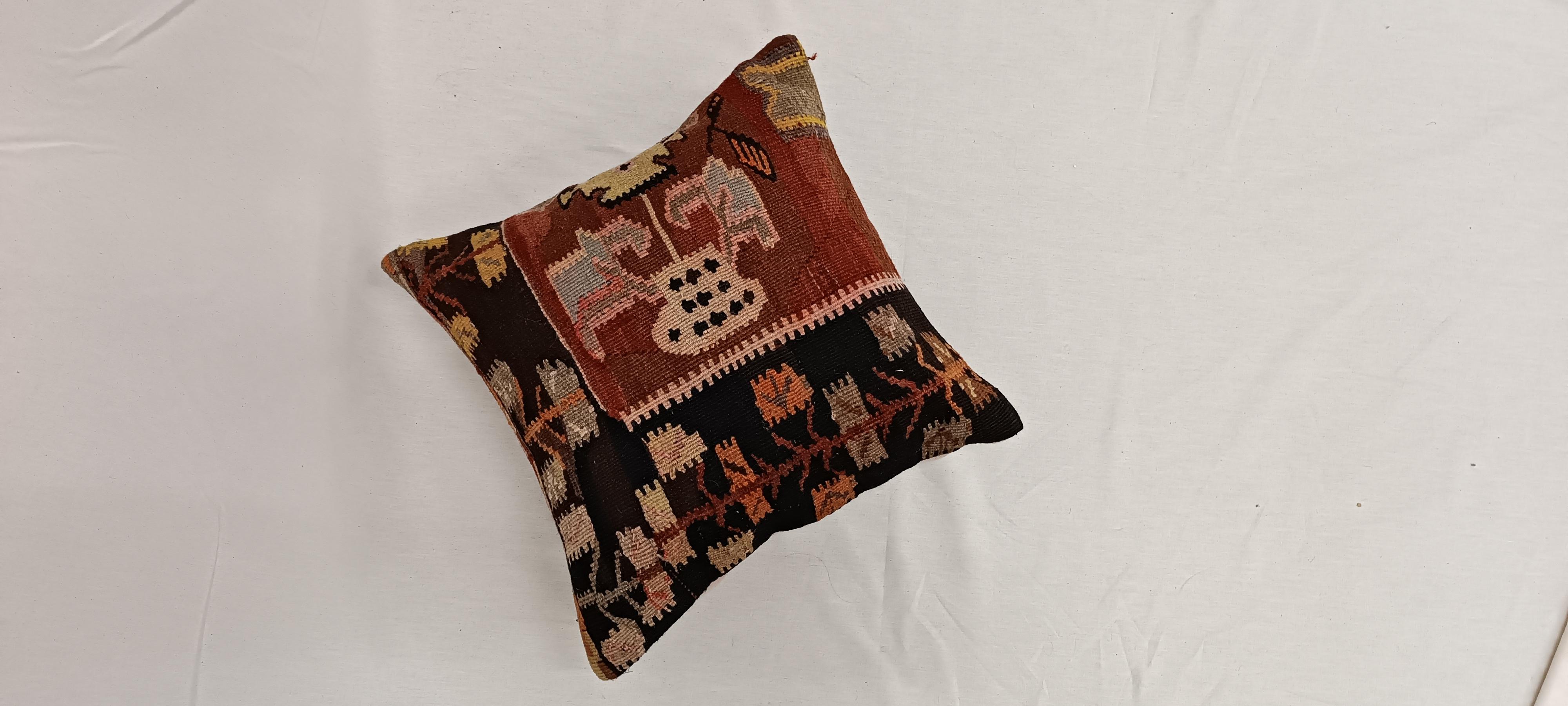 Tissu Housse de coussin Kilim antique dans les tons de terre, 45x45 cm Coussin tissé à la main en vente