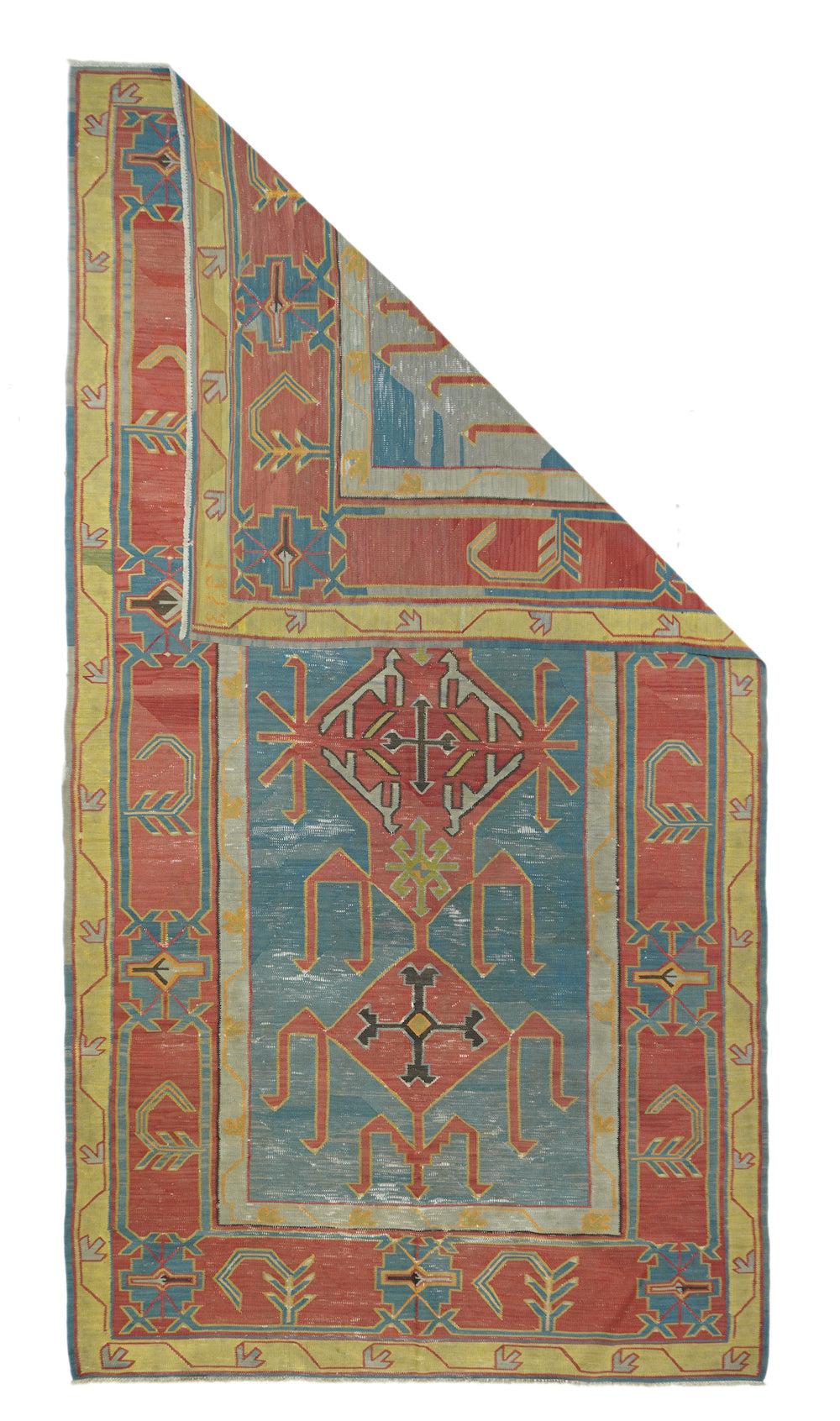 Rug & Kilim antico 4'9'' x 8'9''. 