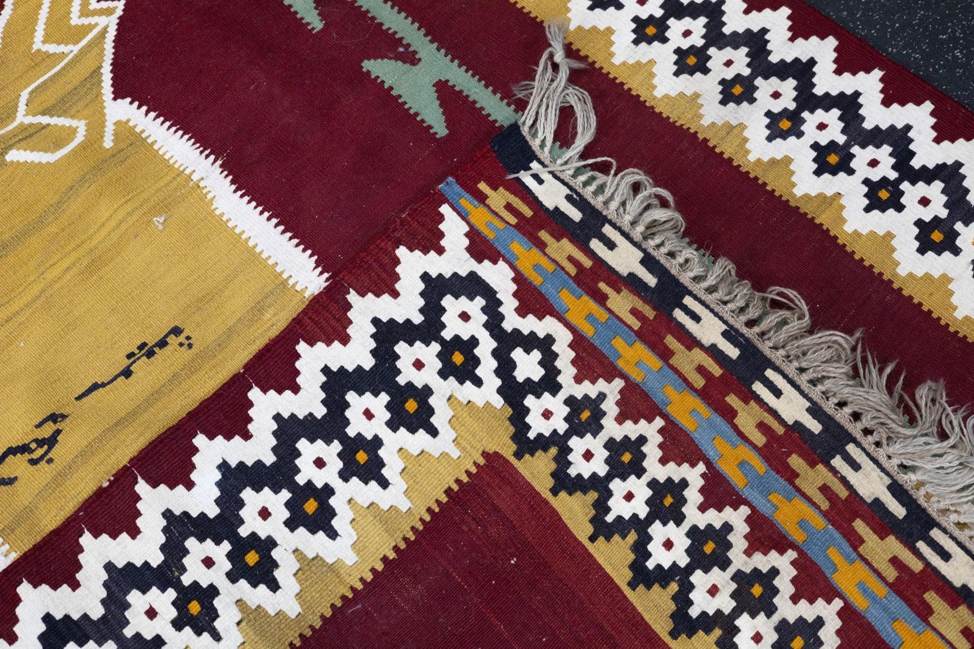 Alfombra Kilim Antigua 5'8'' x 7'11'' en venta 5