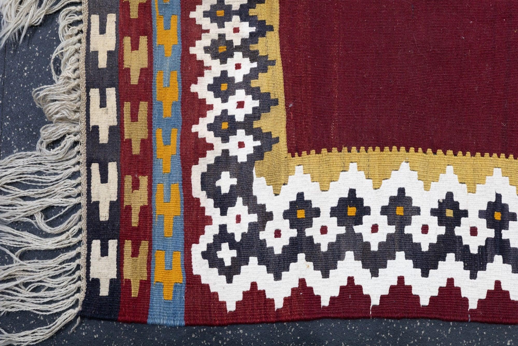 Alfombra Kilim Antigua 5'8'' x 7'11'' en venta 3