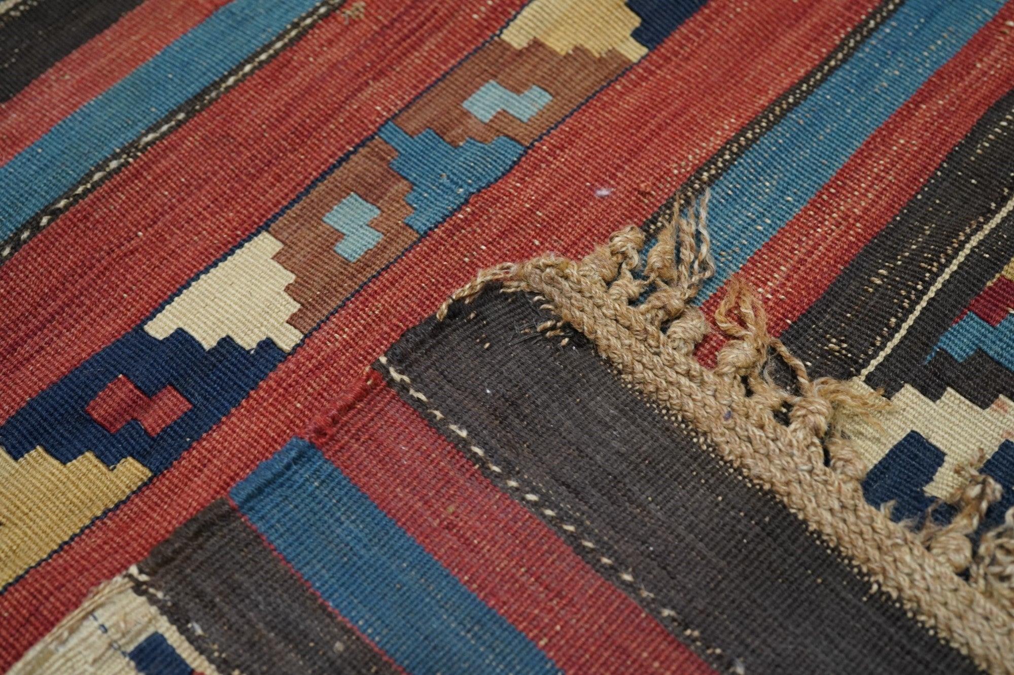 Antique Kilim Rug 5'9'' x 10'5'' For Sale 4