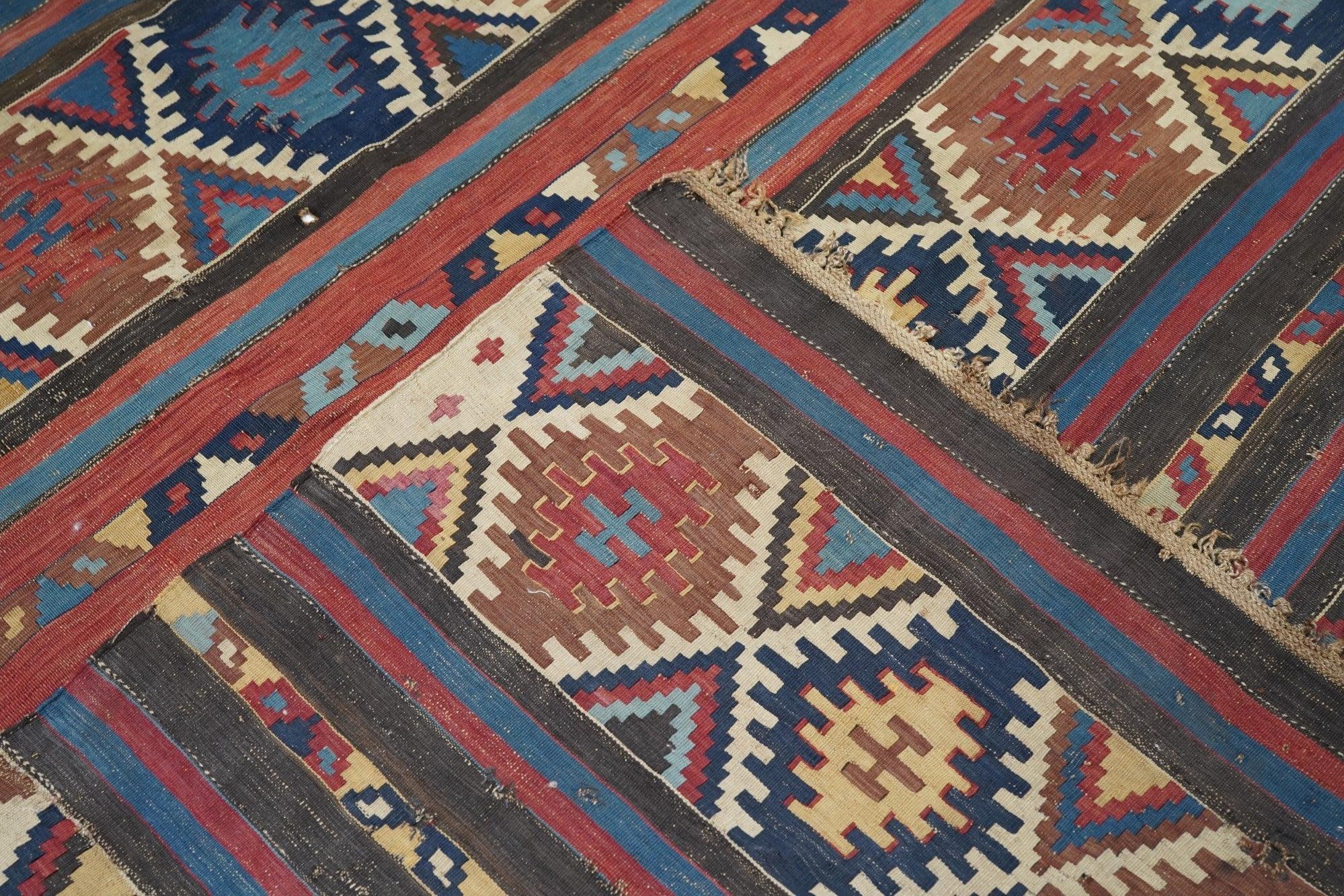 Antique Kilim Rug 5'9'' x 10'5'' In Good Condition For Sale In New York, NY