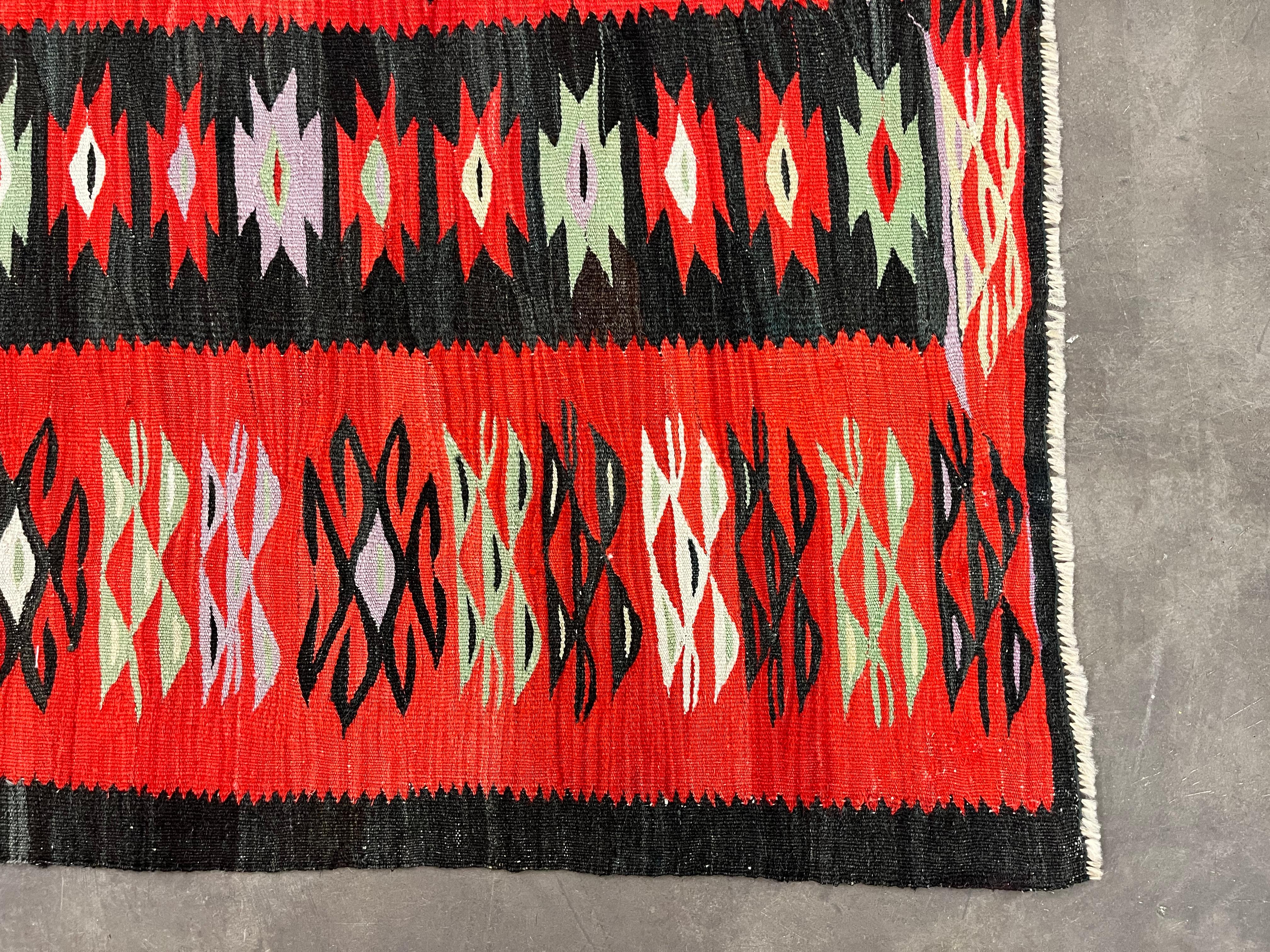 Early 20th Century Antique Kilim Rug Turkish Handmade Carpet Flatwoven Red Geometric Rug For Sale