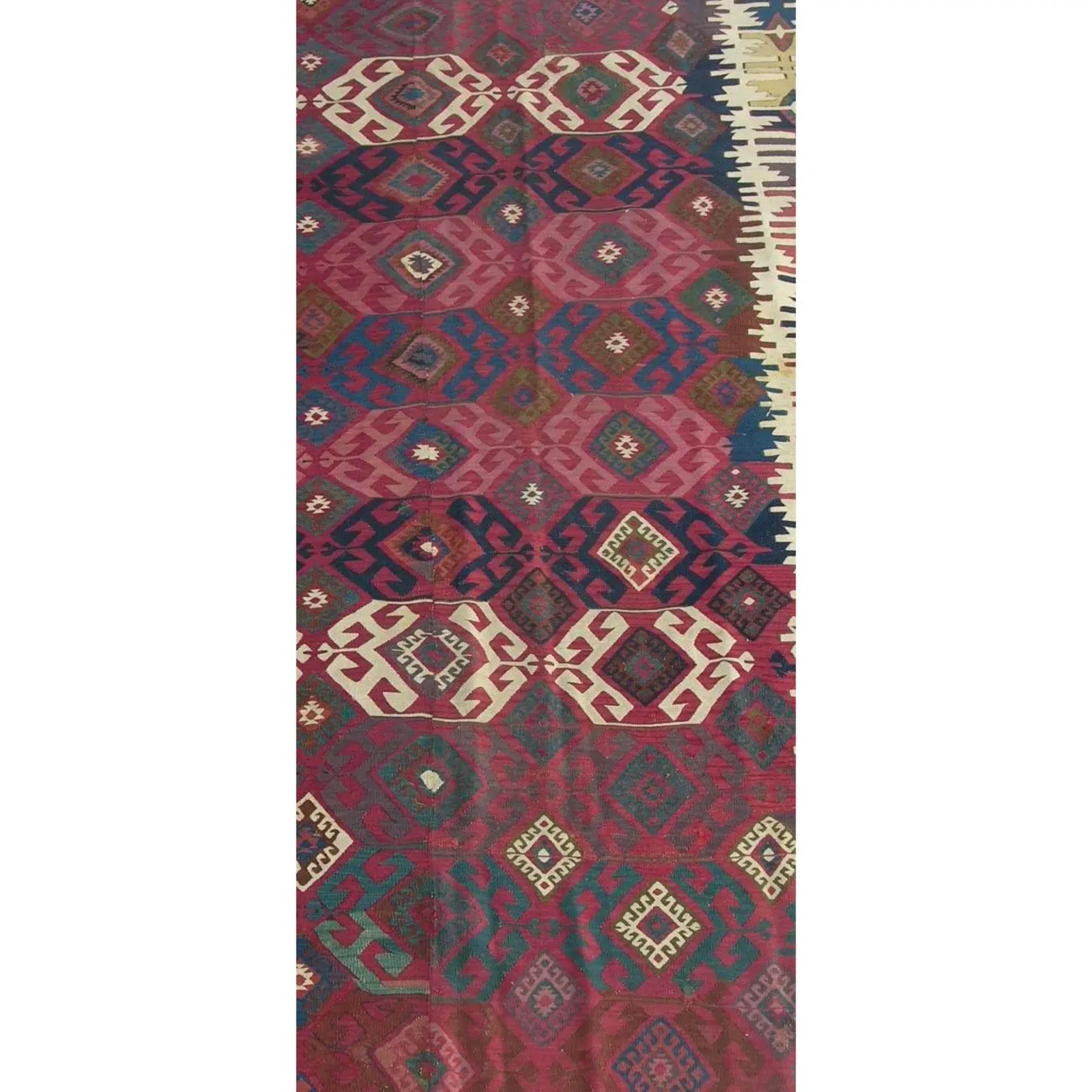 Tapis de couloir Kilim ancien 10'7'' X 5'7'' Bon état - En vente à Los Angeles, US