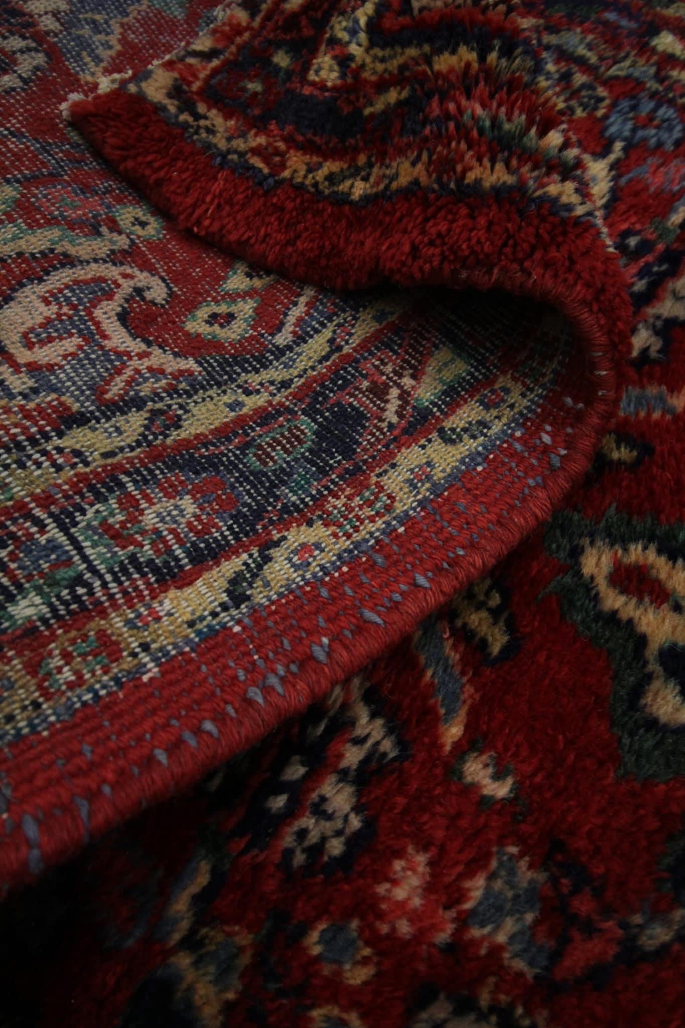 Antique Kilim Turkish Rug with a Blue Background In Excellent Condition For Sale In Hampshire, GB