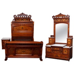 Ancienne chambre à coucher Kimbel & Cabus sculptée en noyer:: ronce et marqueterie