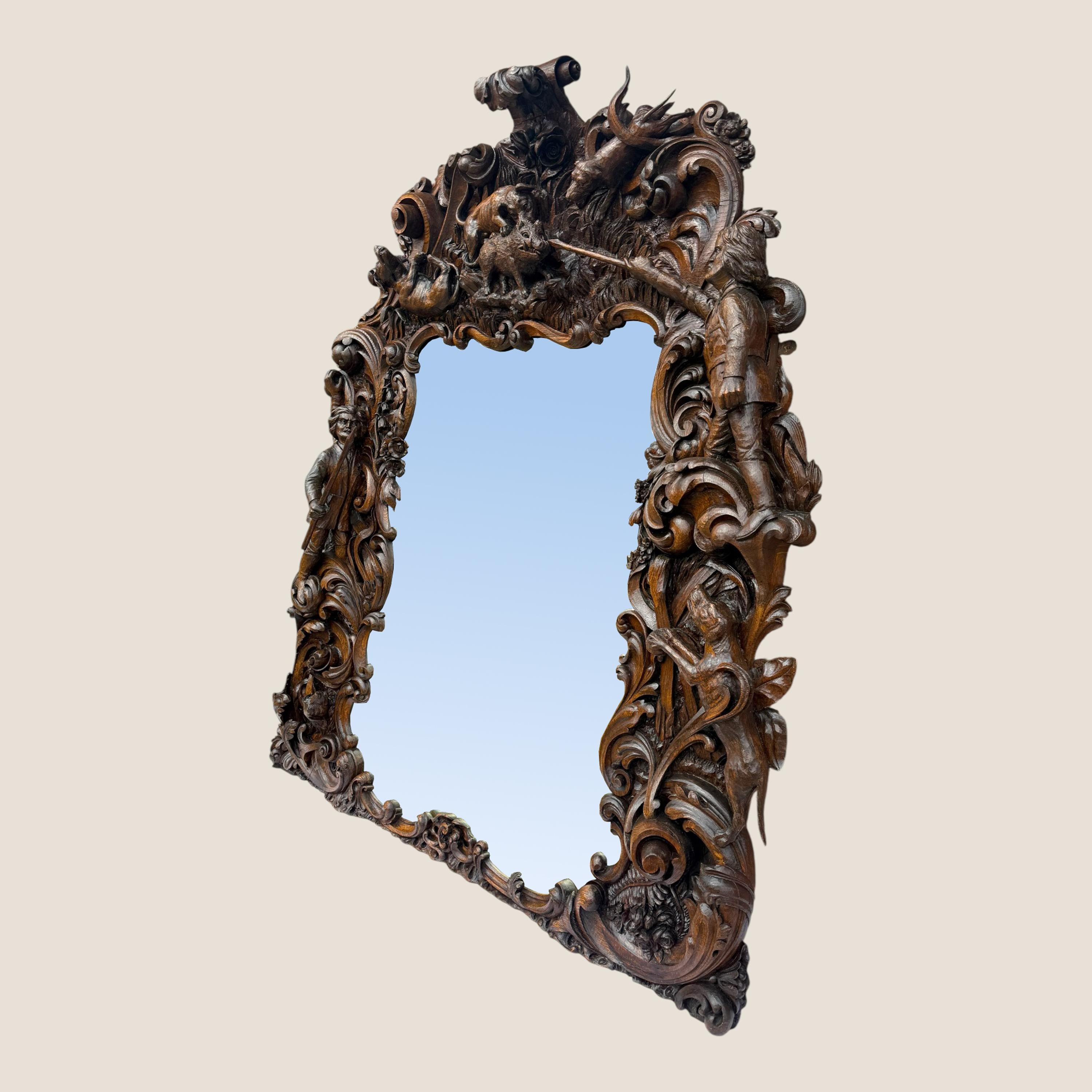 Antiguo espejo de pared de sobremantel del rey de Baviera tallado en madera de roble Europeo en venta