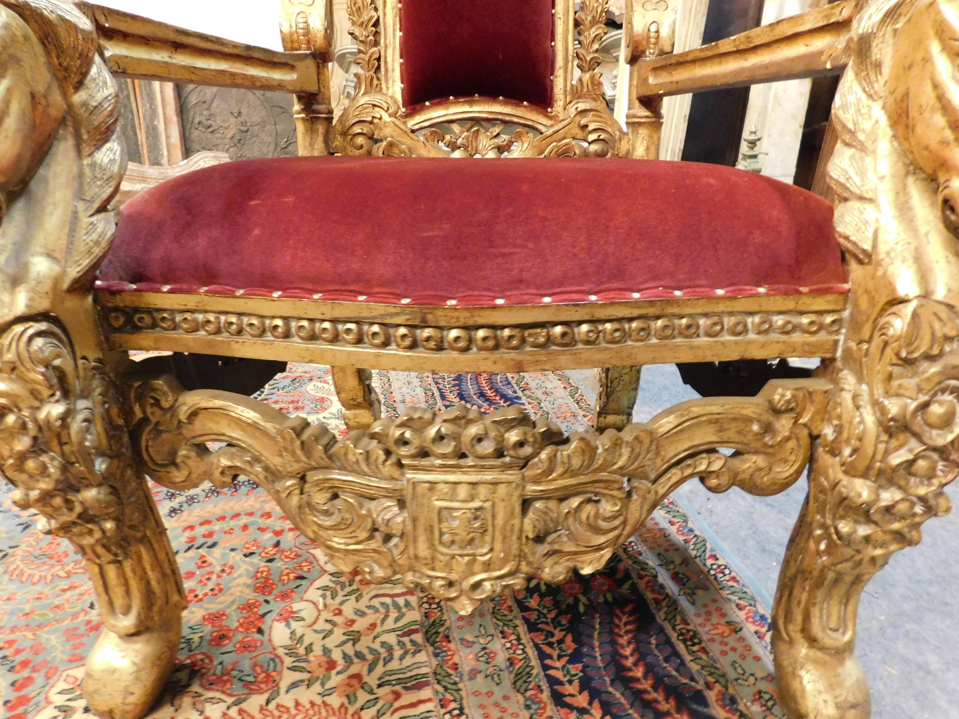 Antique King's Throne, Armchair, Gilded with Perfect Red Cloth 'Velluto', 1800 1